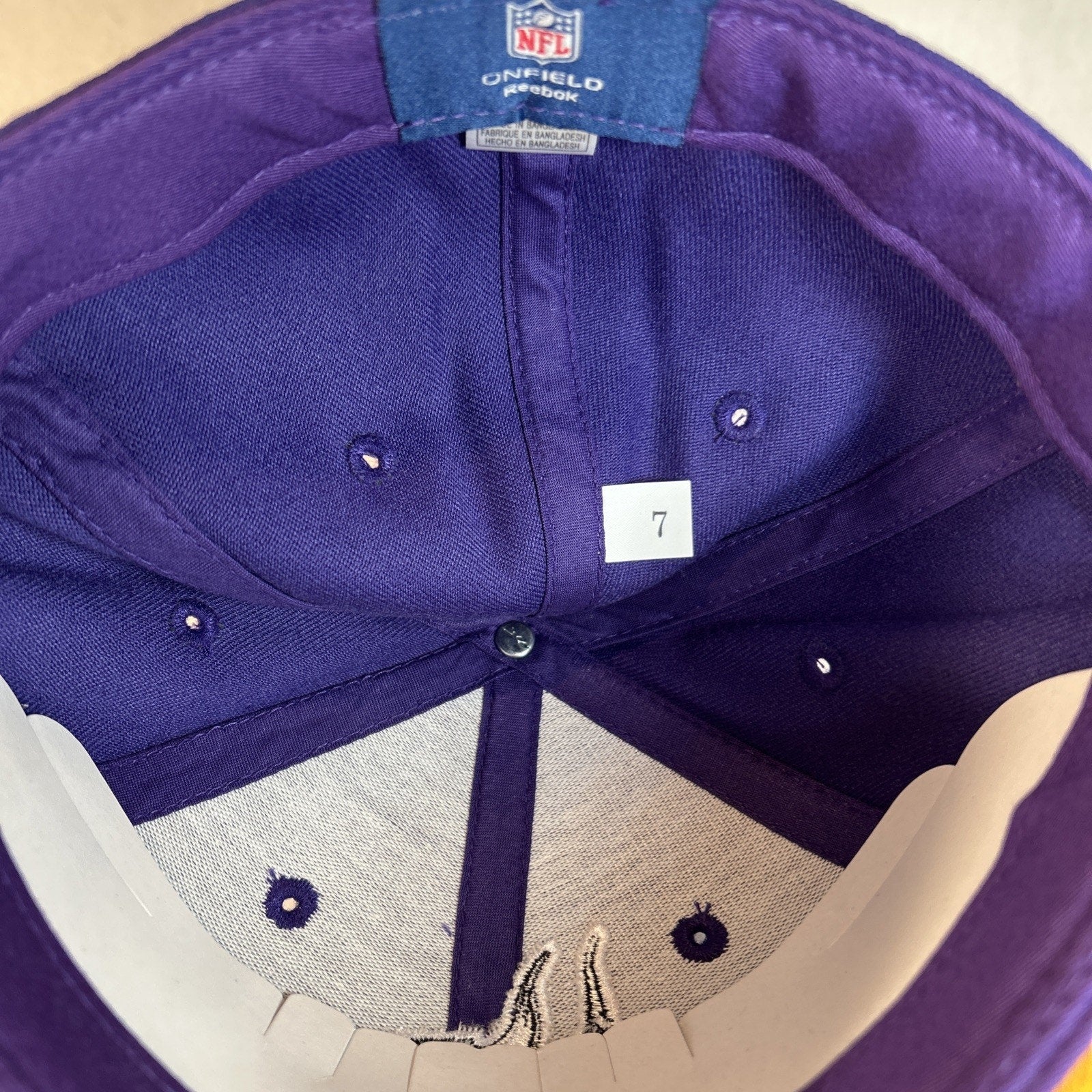 Minnesota Vikings Reebok NFL Fitted Cap Purple Gold Size 7 Hat Retro Style