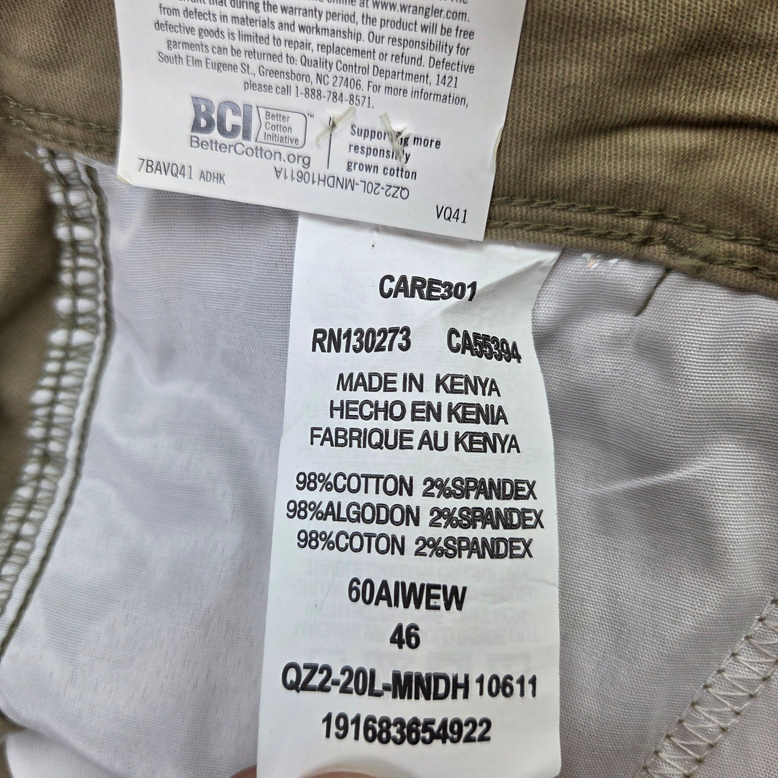 Wrangler Five Star Premium Relaxed Fit Cargo Shorts Khaki 46x10 NWT New