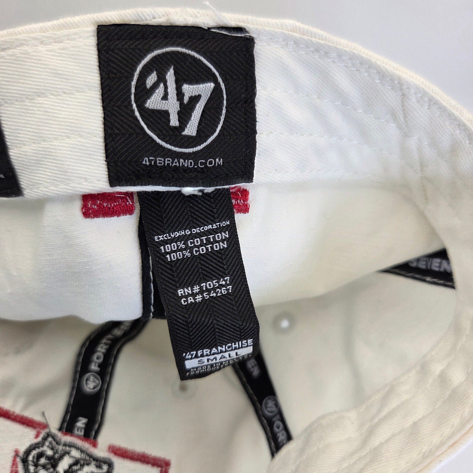 Wisconsin Badgers ’47 Brand Fitted Baseball Hat Cap White Cotton Size S