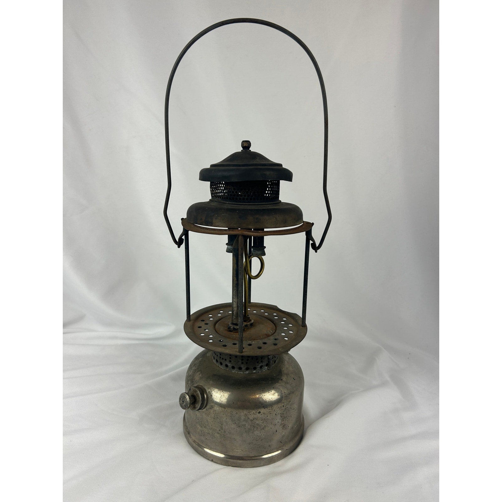 Antique Coleman Air O Lantern Pressure Gas Lantern Wichita Kansas No Globe