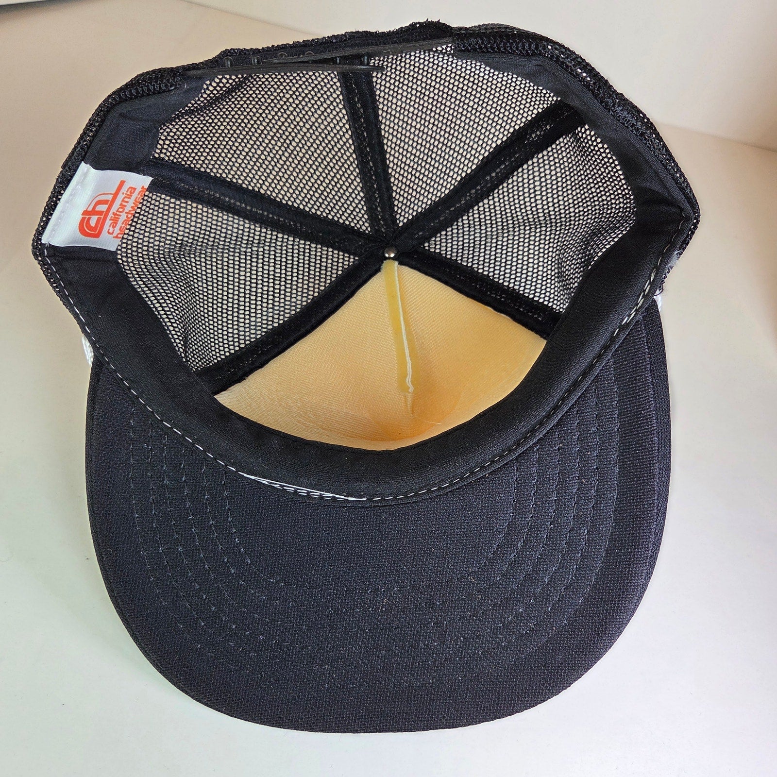 Vintage Sportsman’s Bar & Grill Tower MN Trucker Hat Snapback 80s Mesh Cap
