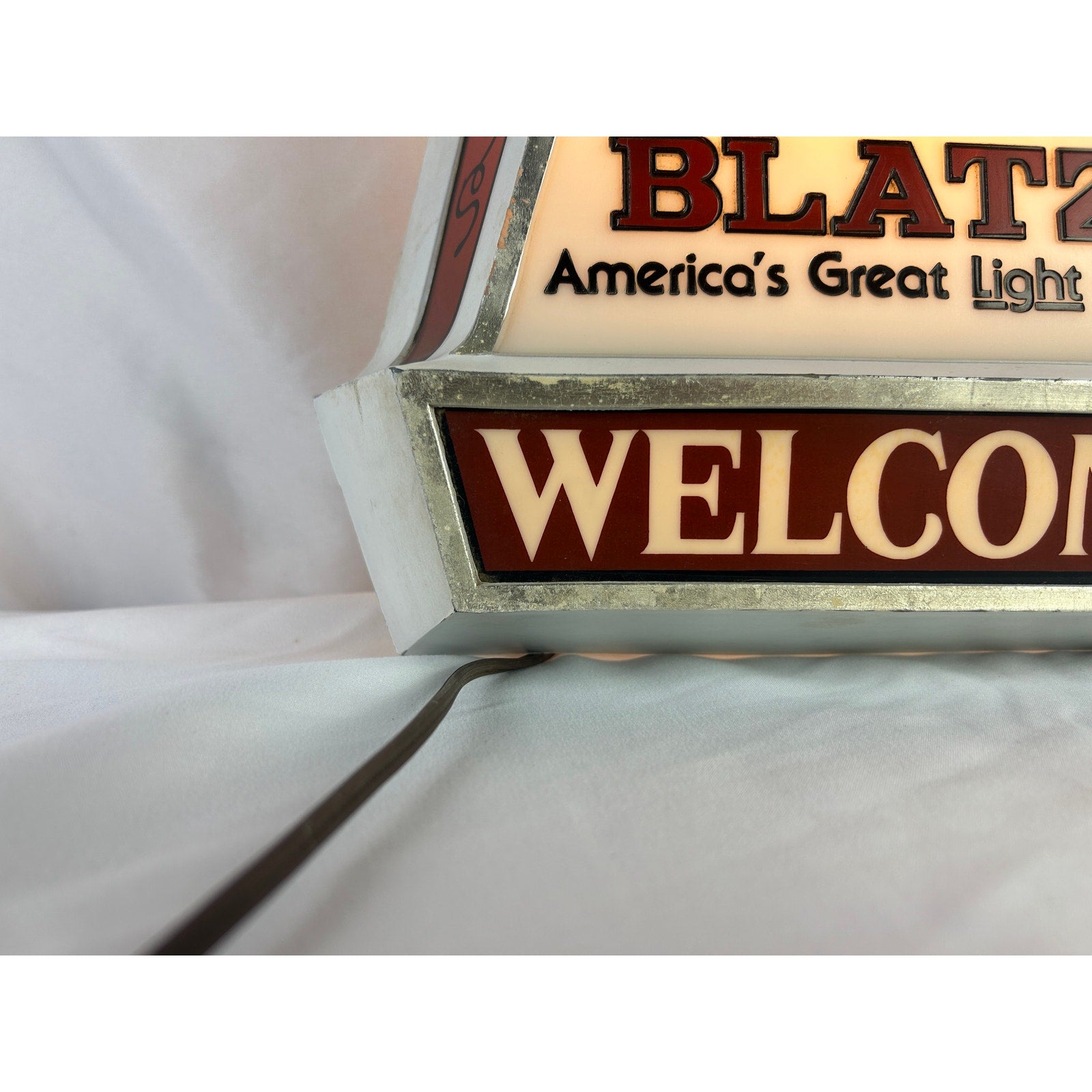 Vintage Blatz Beer Welcome Lighted Wall Sign Embosograph 34in