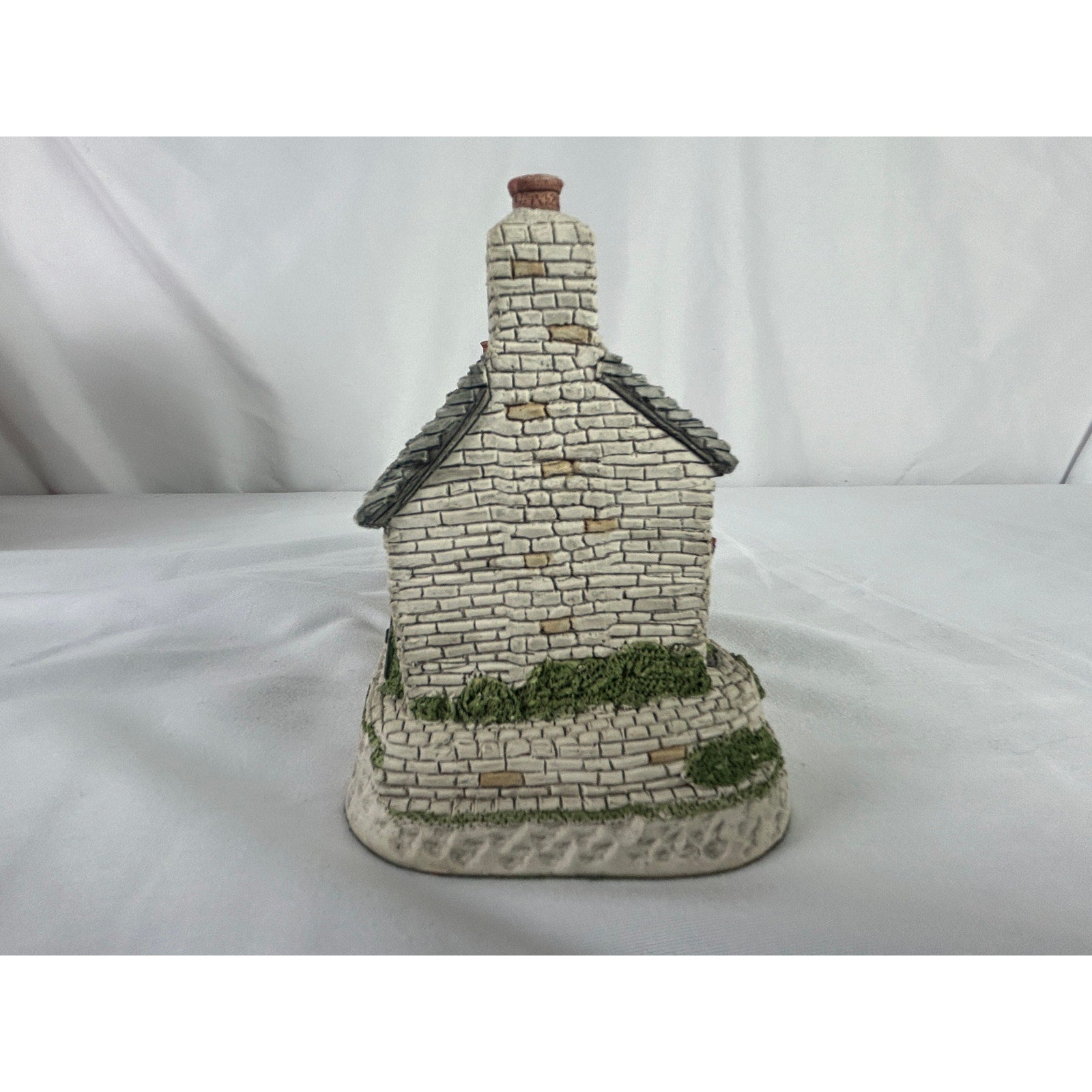 David Winter Y Ddraig Goch Welsh Collection Cottage 1993 Boxed