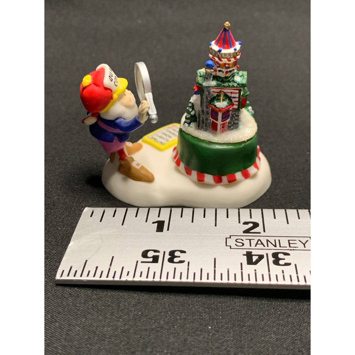Dept 56 Making Each House Checking It Twice 57204 North Pole Special Edition