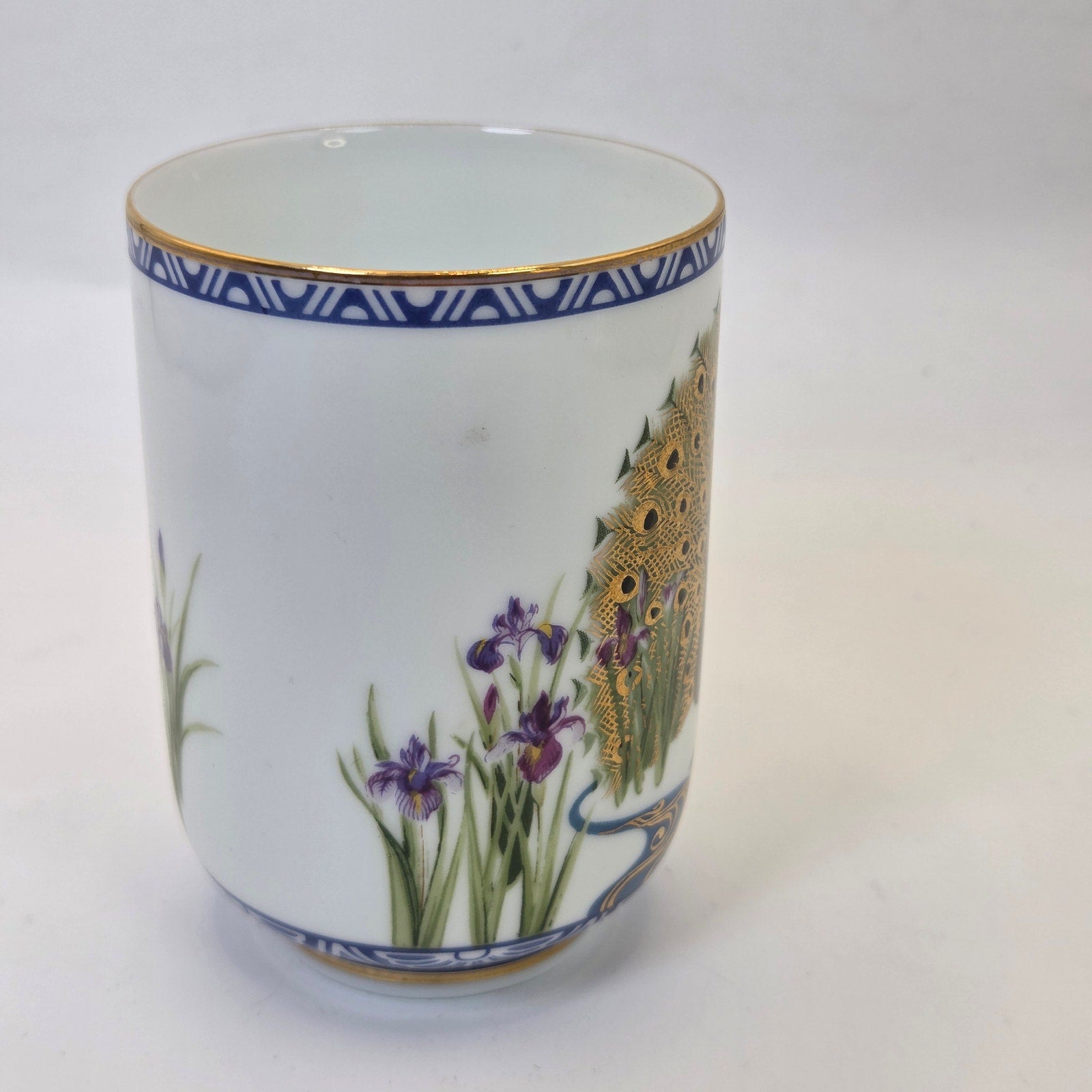 Franklin Porcelain 1985 Peacock Bird & Iris Japanese Porcelain Tea Cup Japan