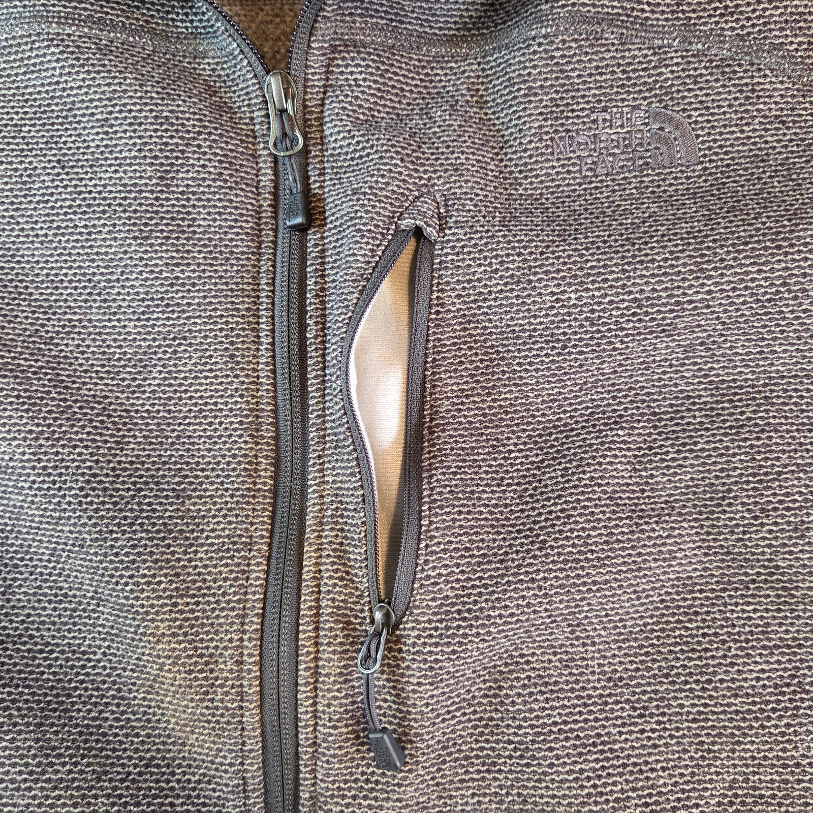 The North Face Men’s L Gray Full Zip Fleece Jacket Lightweight Polyester