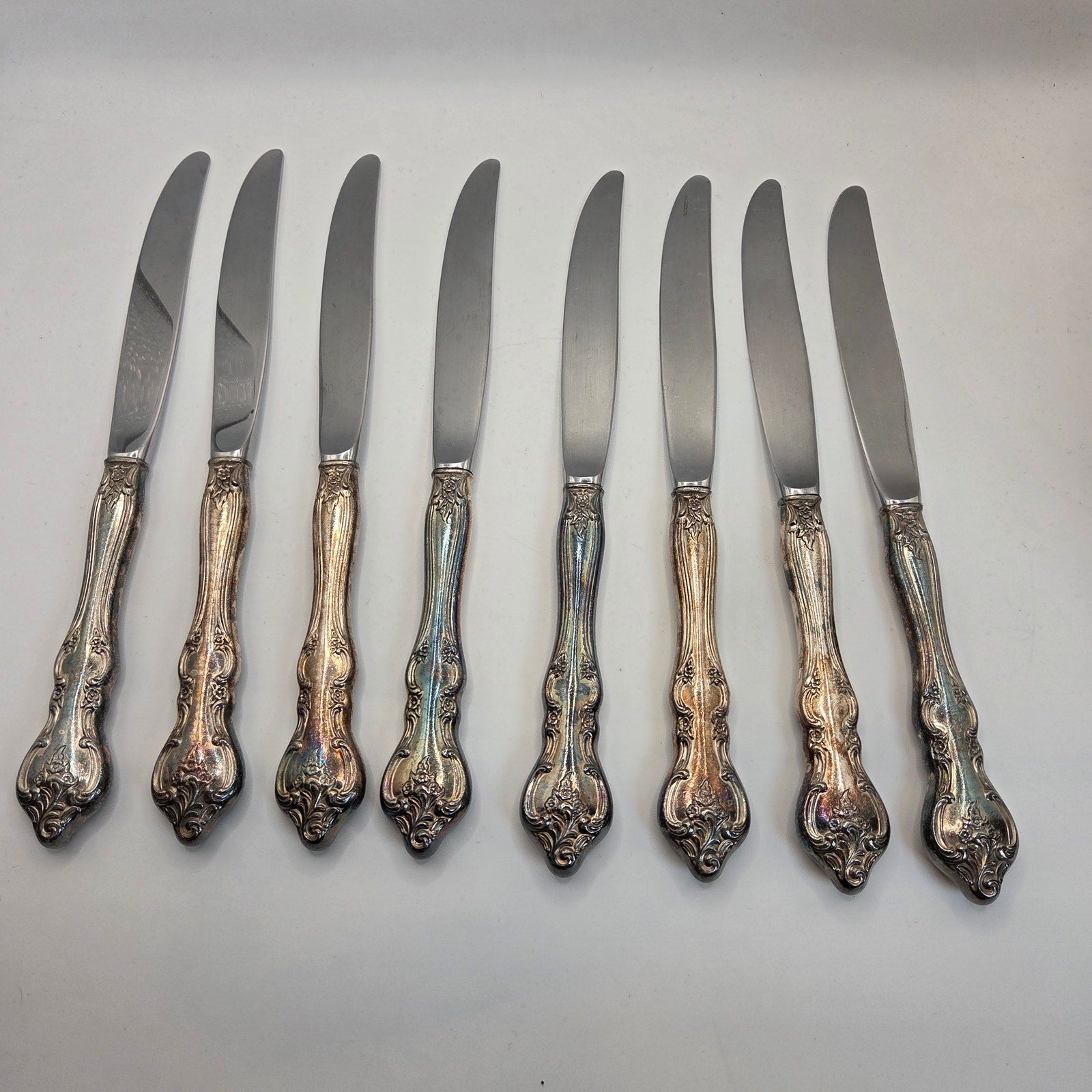 International Silver Deepsilver Countess Dinner Knives Set of 8 Vintage 1971