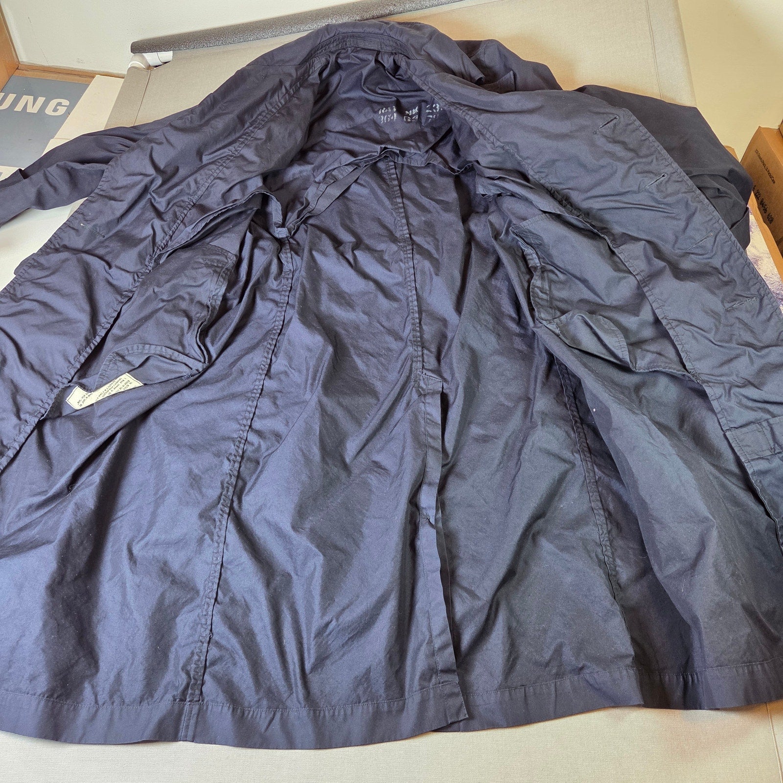 U.S. Navy Vintage Officer Raincoat Trench Coat 1960s–70s Medium 38–40R