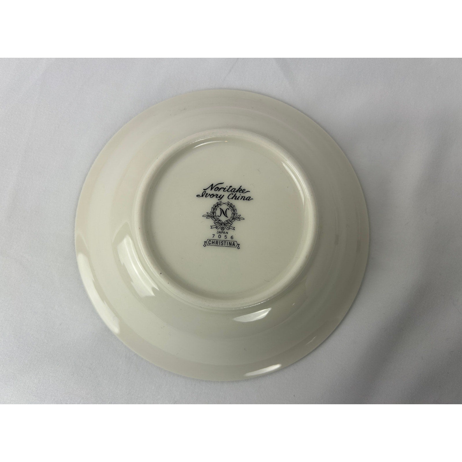 Noritake Christina 7056 Dessert Fruit Bowl 5.5 Inch Ivory China Floral Japan