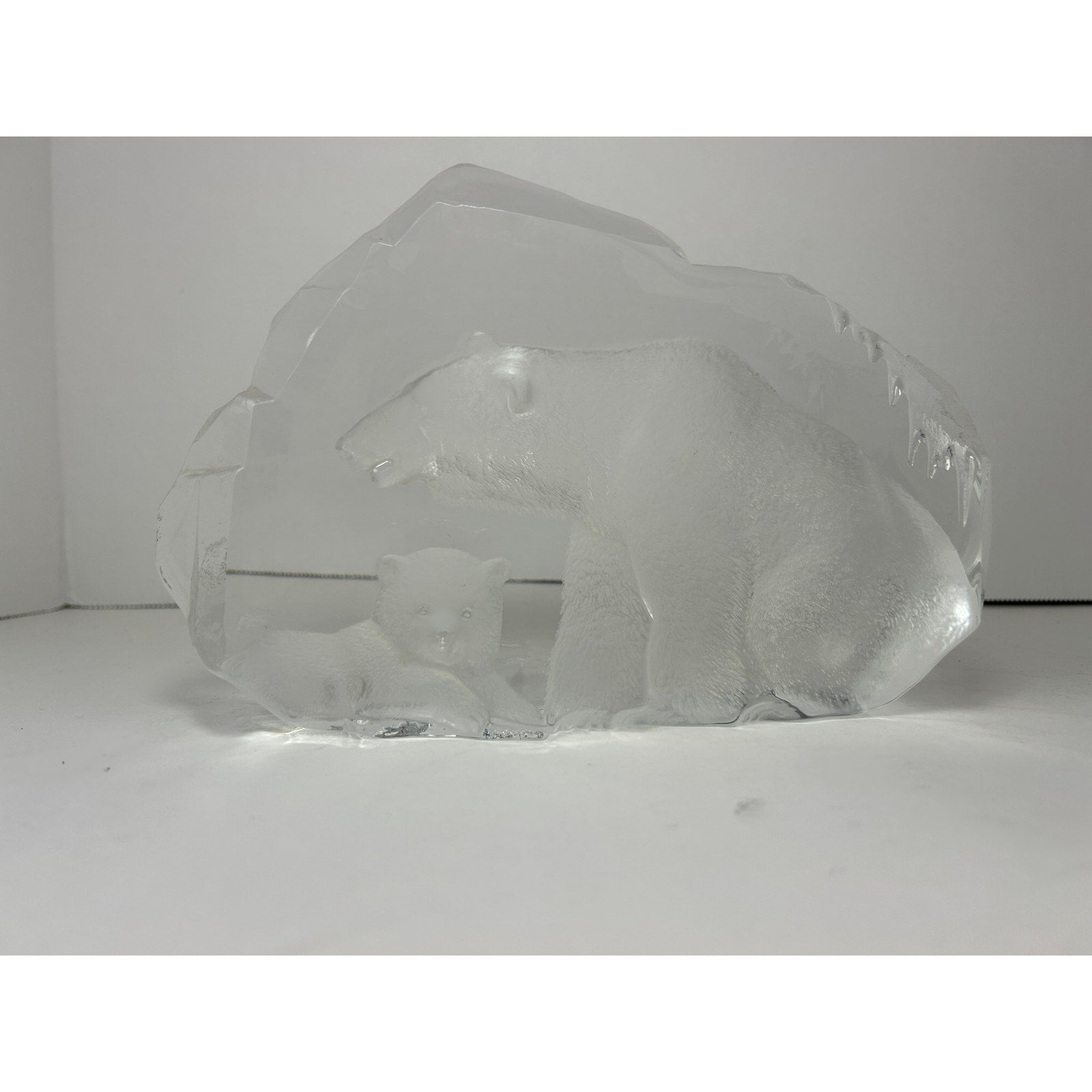 Mats Jonasson Maleras Sweden Crystal Polar Bear and Cub Heavy Glass Sculpture