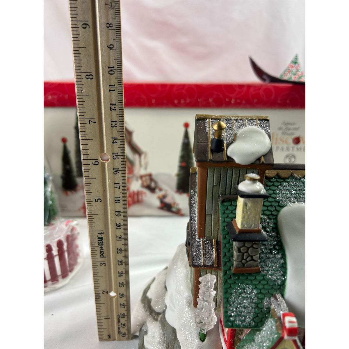 Dept 56 Sweet Rock Candy Co 56725 North Pole Series 9 Pc Gift Set 2000