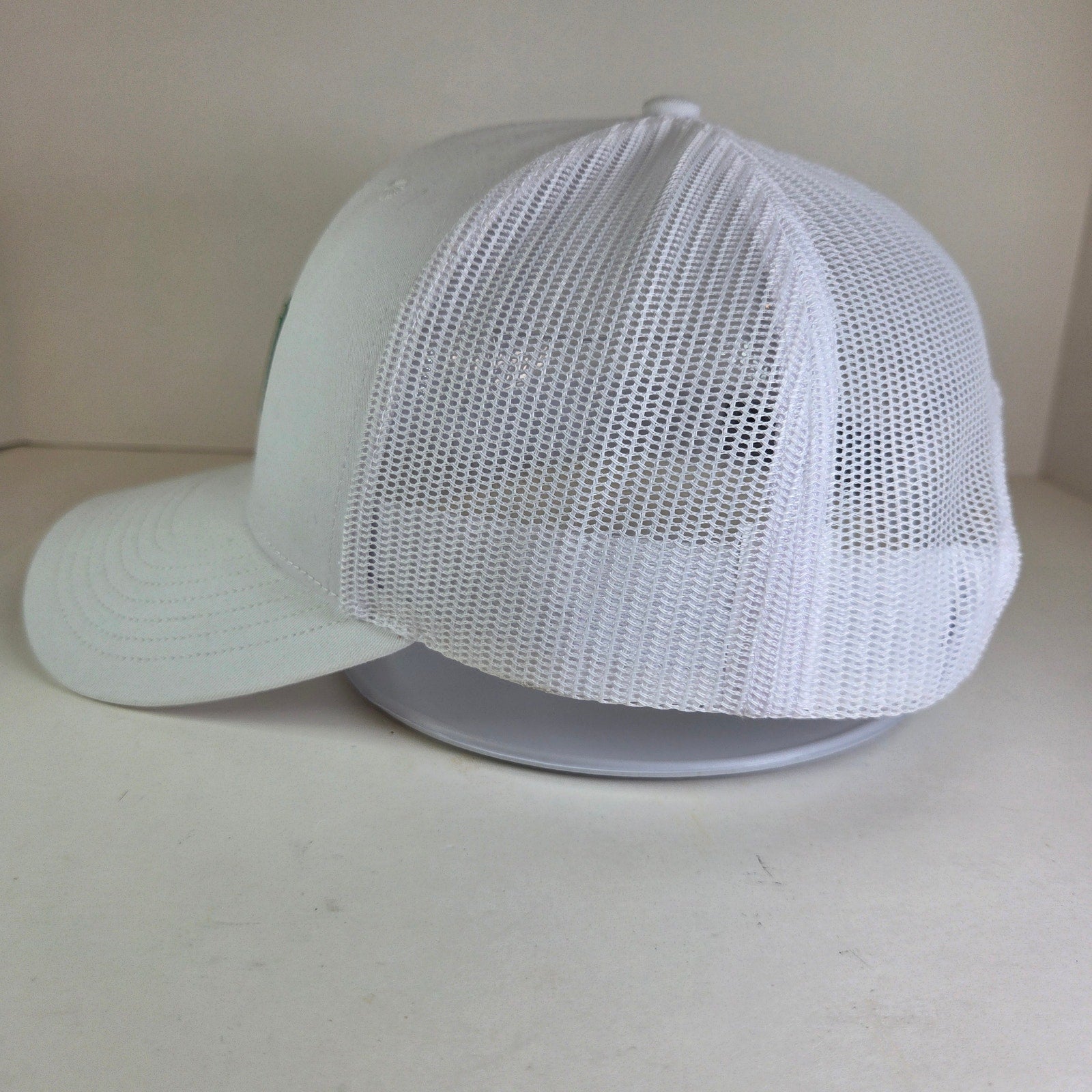 Edinborough White Mesh Trucker Hat Snapback Cap Made in Vietnam