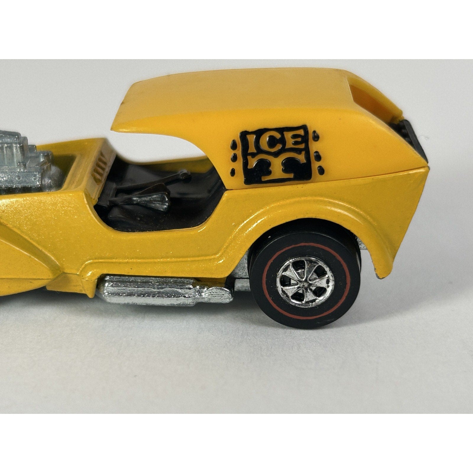 Vintage Hot Yellow 1969 Wheels Redline Ice T Diecast Car Hong Kong W/Button