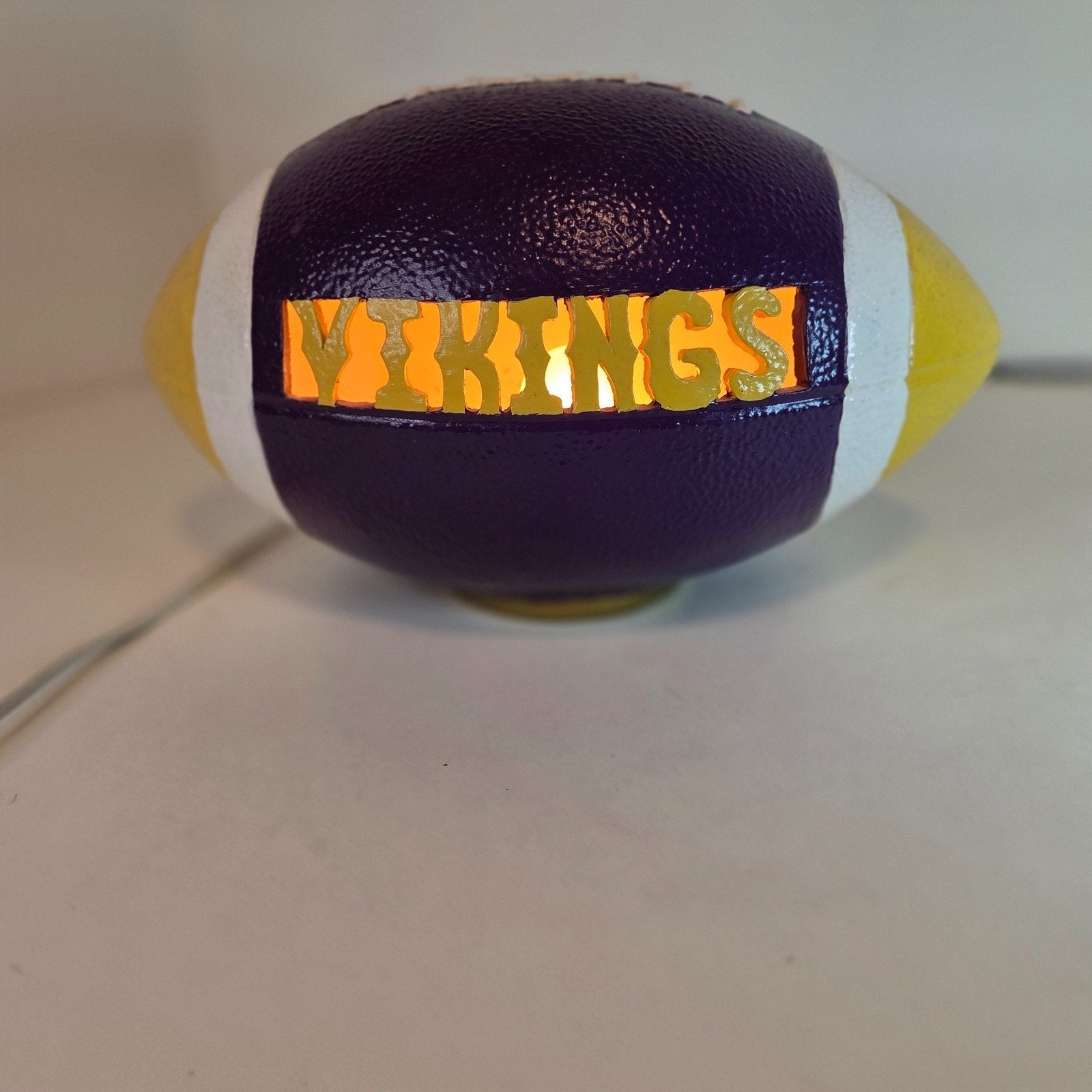 Minnesota Vikings Football Accent Lamp Light – Carved Logo – Plug-In