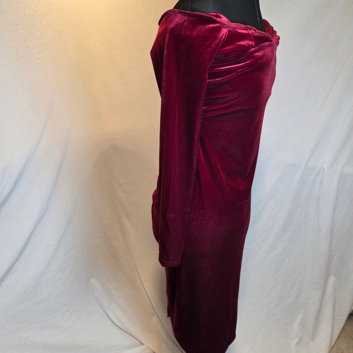 Club L London Compliment Berry Velvet Bardot Midi Dress US 8 UK 12 NWT