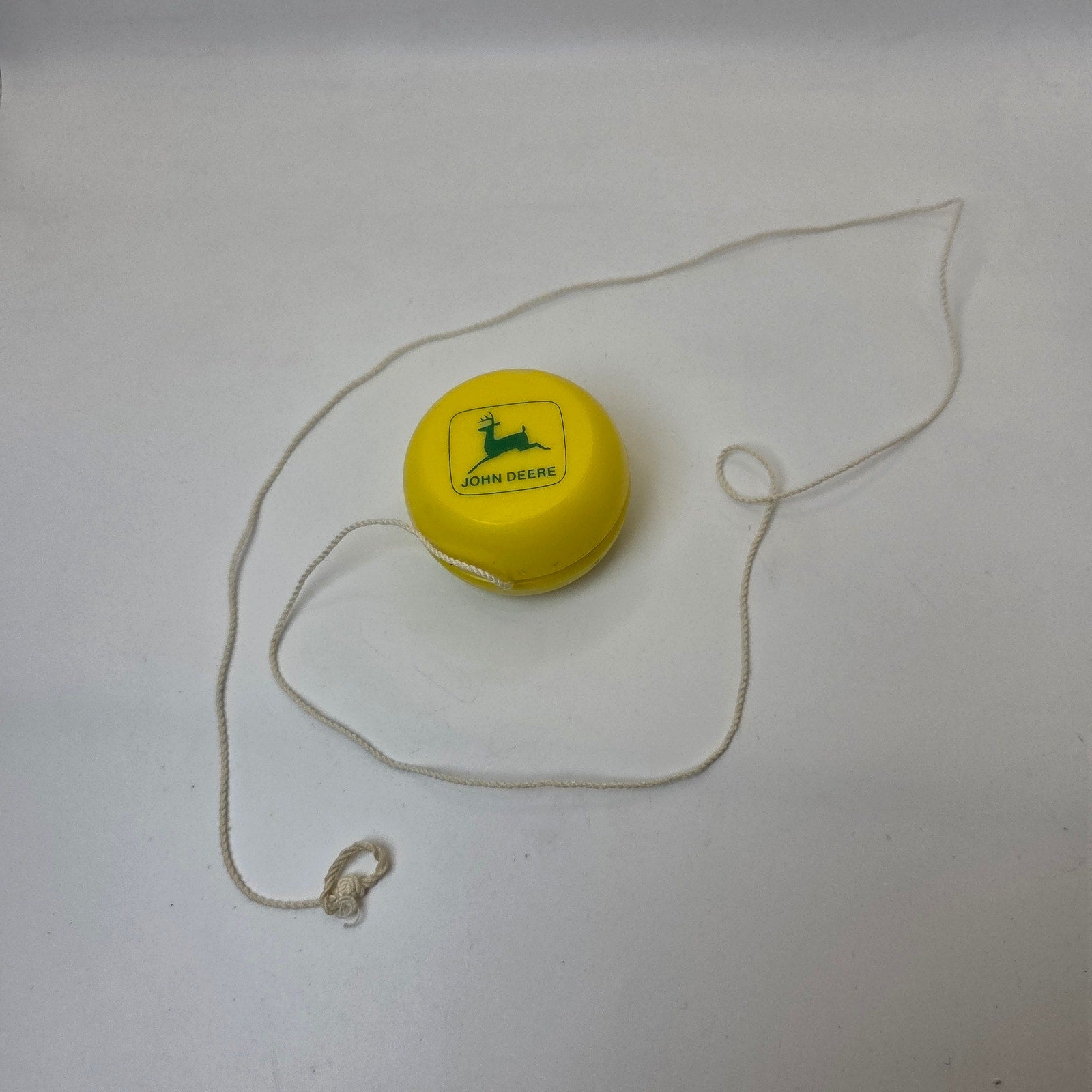 John Deere Logo Yo-Yo Yellow Plastic Farm Tractor Promo Toy 34” String