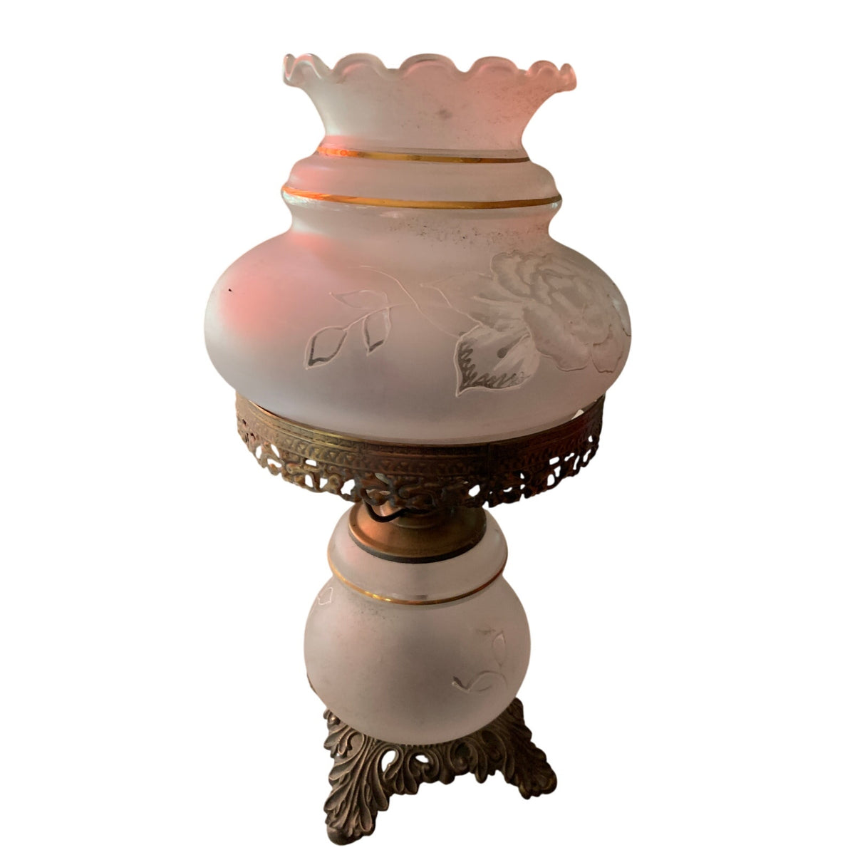 Vintage 1972 E.K. 5040 GWTW 3-Way Frosted Rose Glass Hurricane Parlor Lamp