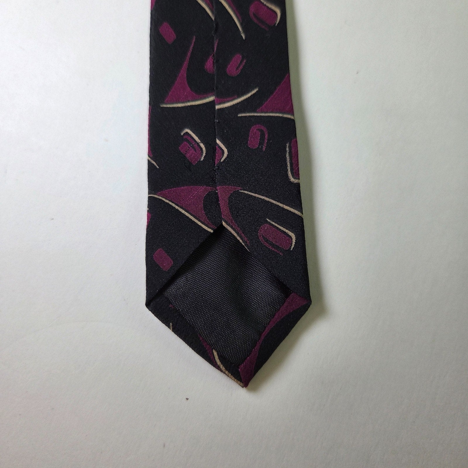 Giorgio Armani Silk Tie Black Purple Tan Geometric Abstract Italy 58x3.25
