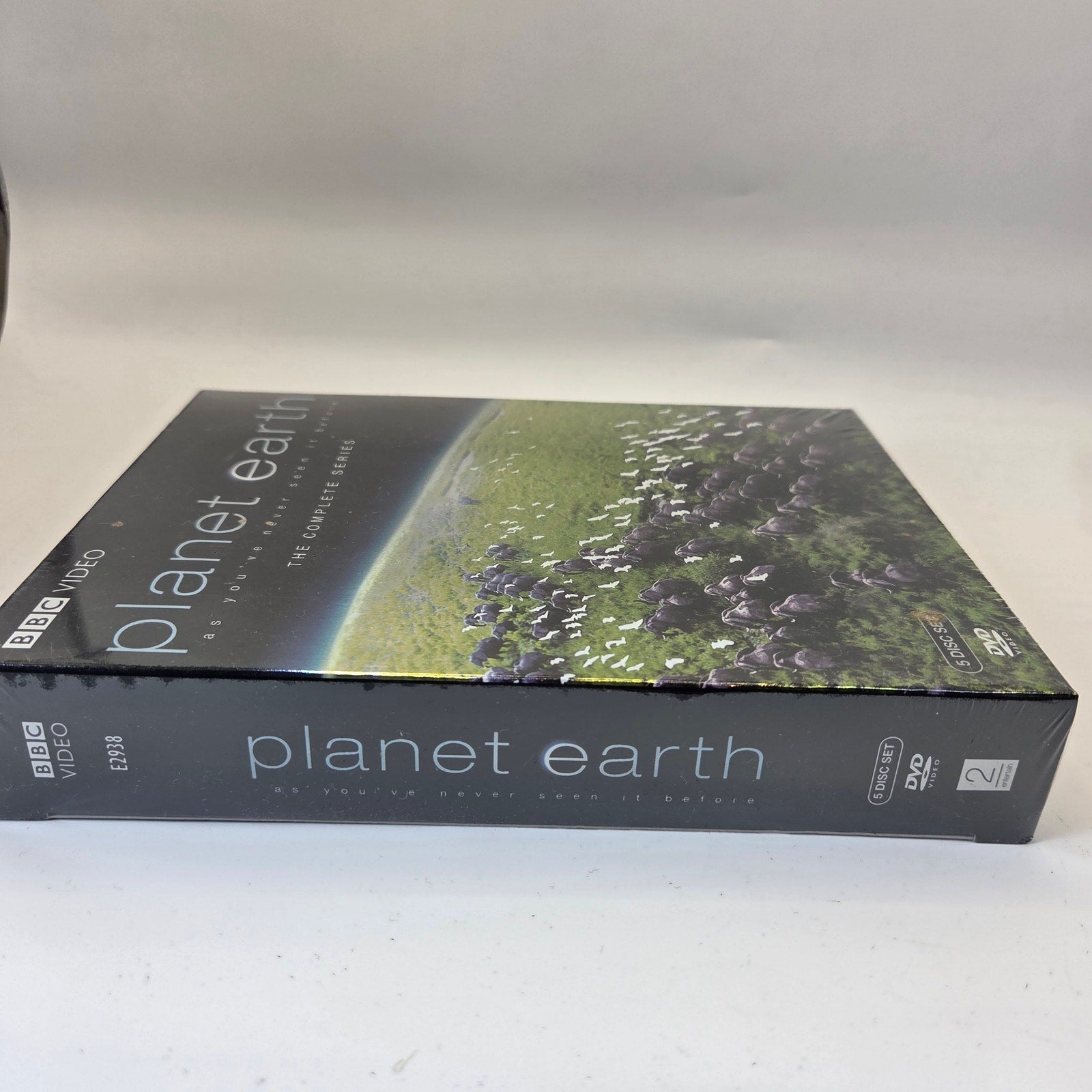 BBC Planet Earth Complete Series 5 Disc DVD Set David Attenborough Sealed