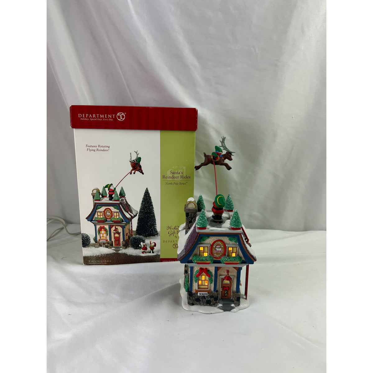 Depart 56 Santa's Reindeer Rides 56748 North Pole Special Edition 2002 -Working