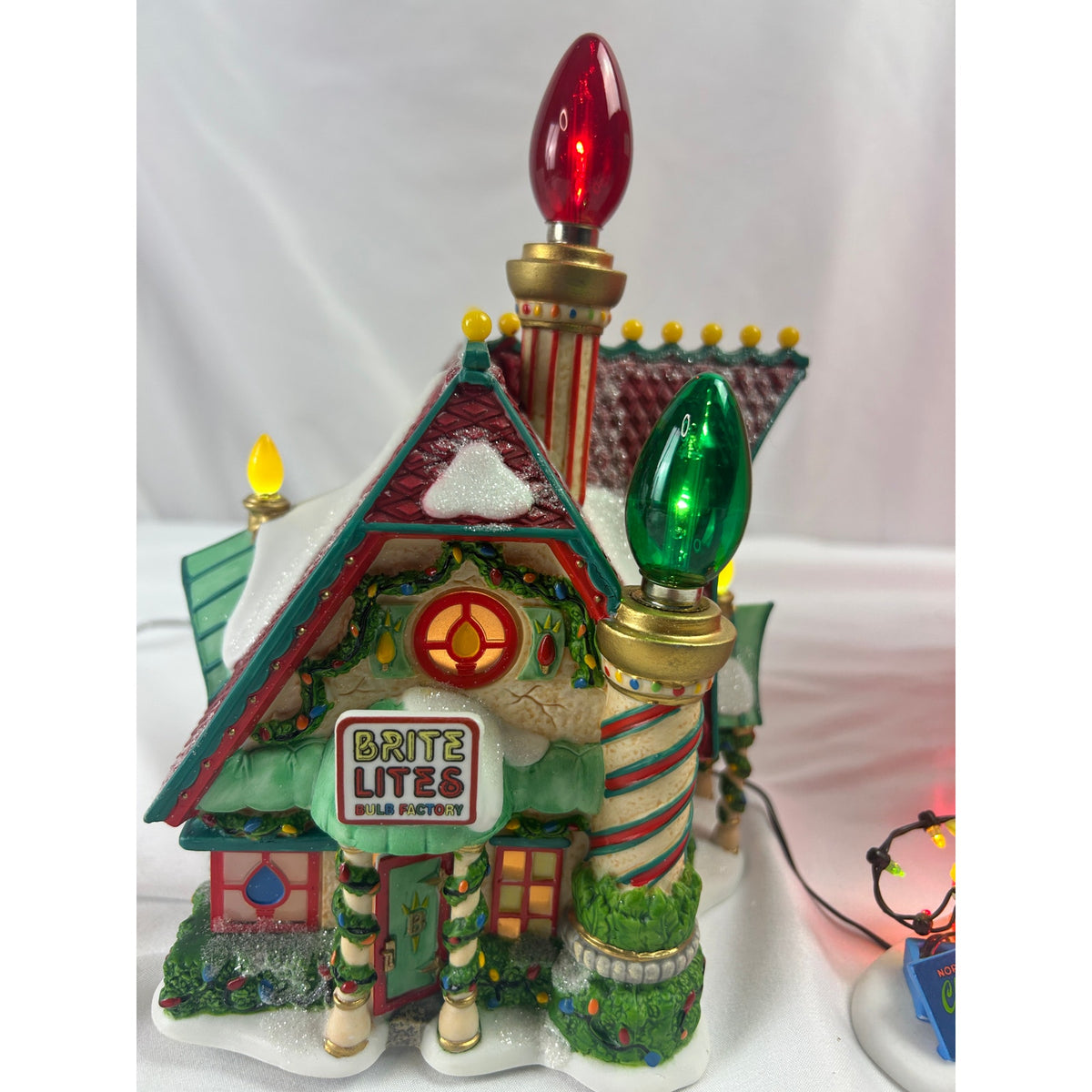 Department 56 Brite Lites Bulb Factory 799997 North Pole 2008 Complete Set