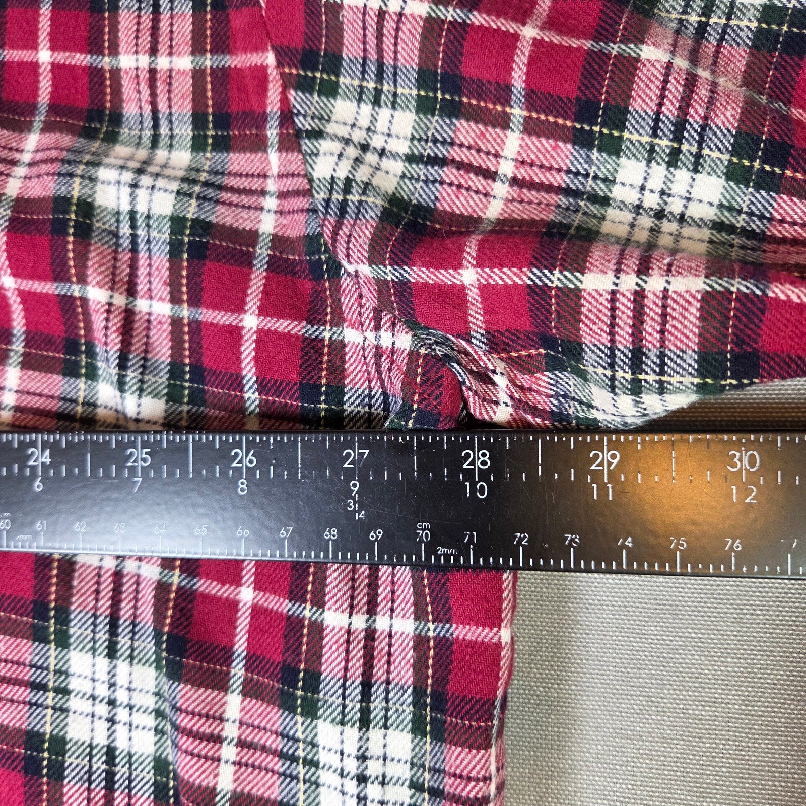 Eddie Bauer XXL Red Plaid Flannel Shirt Men’s 100% Cotton Button Down