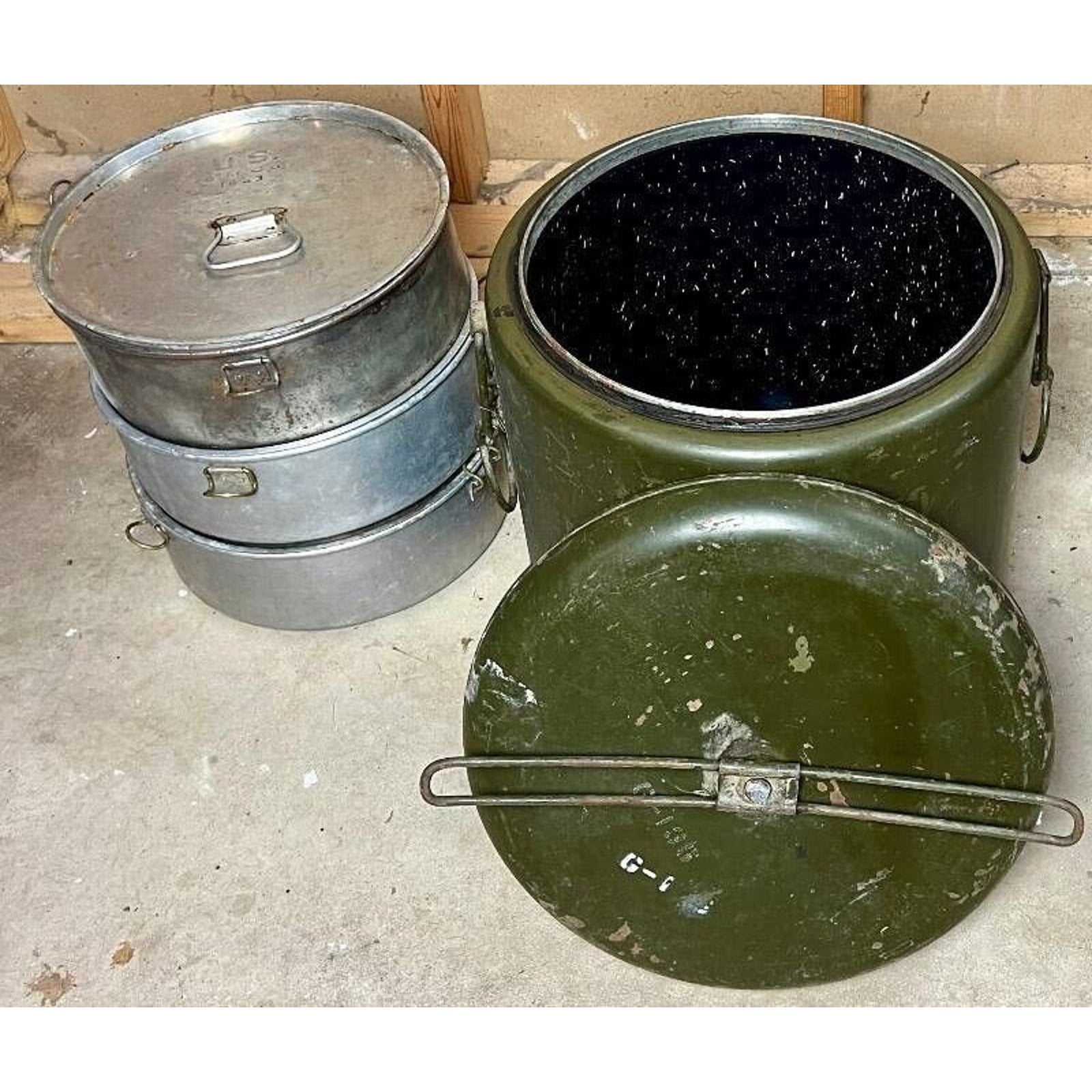 WWII US Army Mermite Food Container 1943/44 SMCO w/ 3 Inserts Militaria