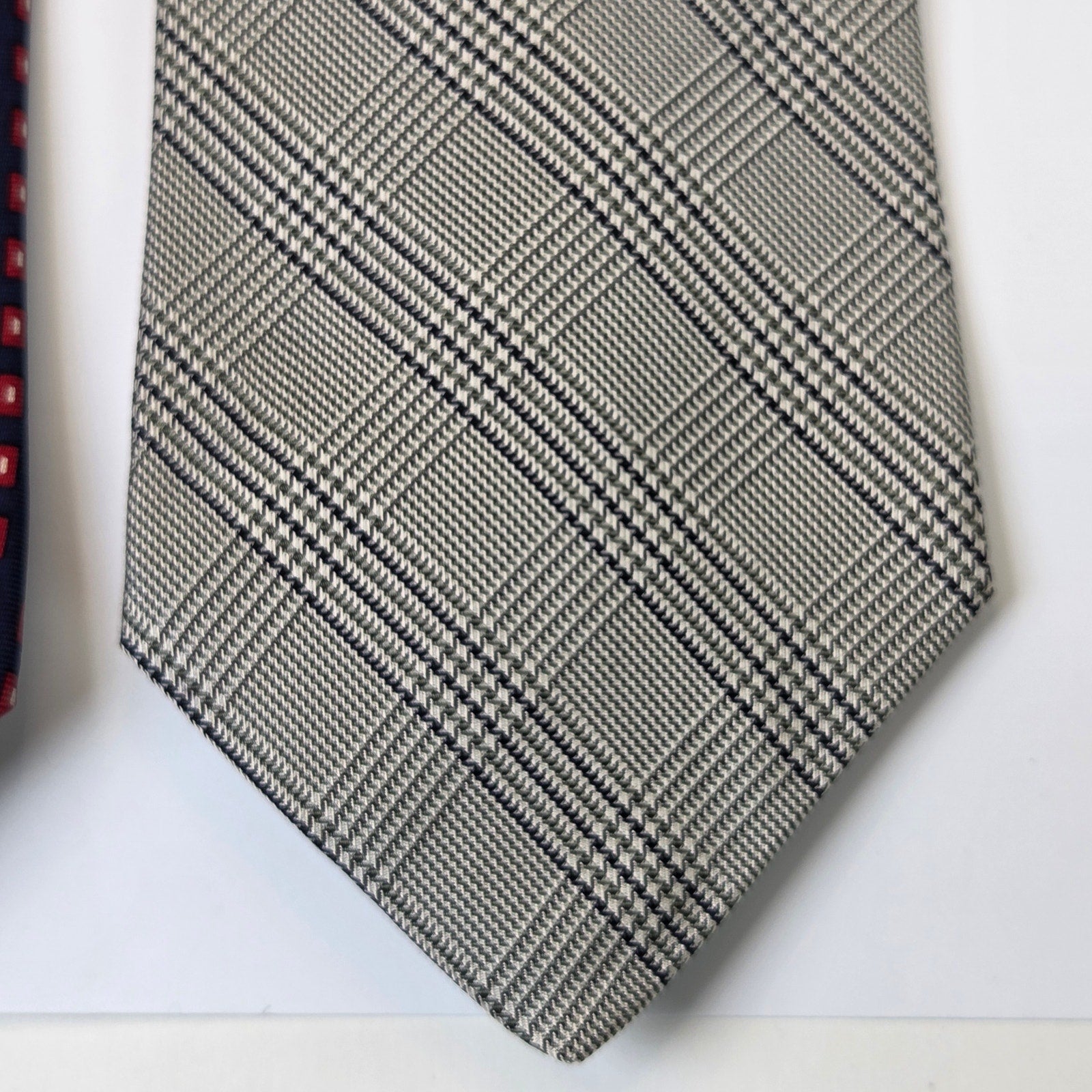 Tommy Hilfiger Silk Tie Lot 3 USA 3.75" Classic Designer Bundle Contrast Tips