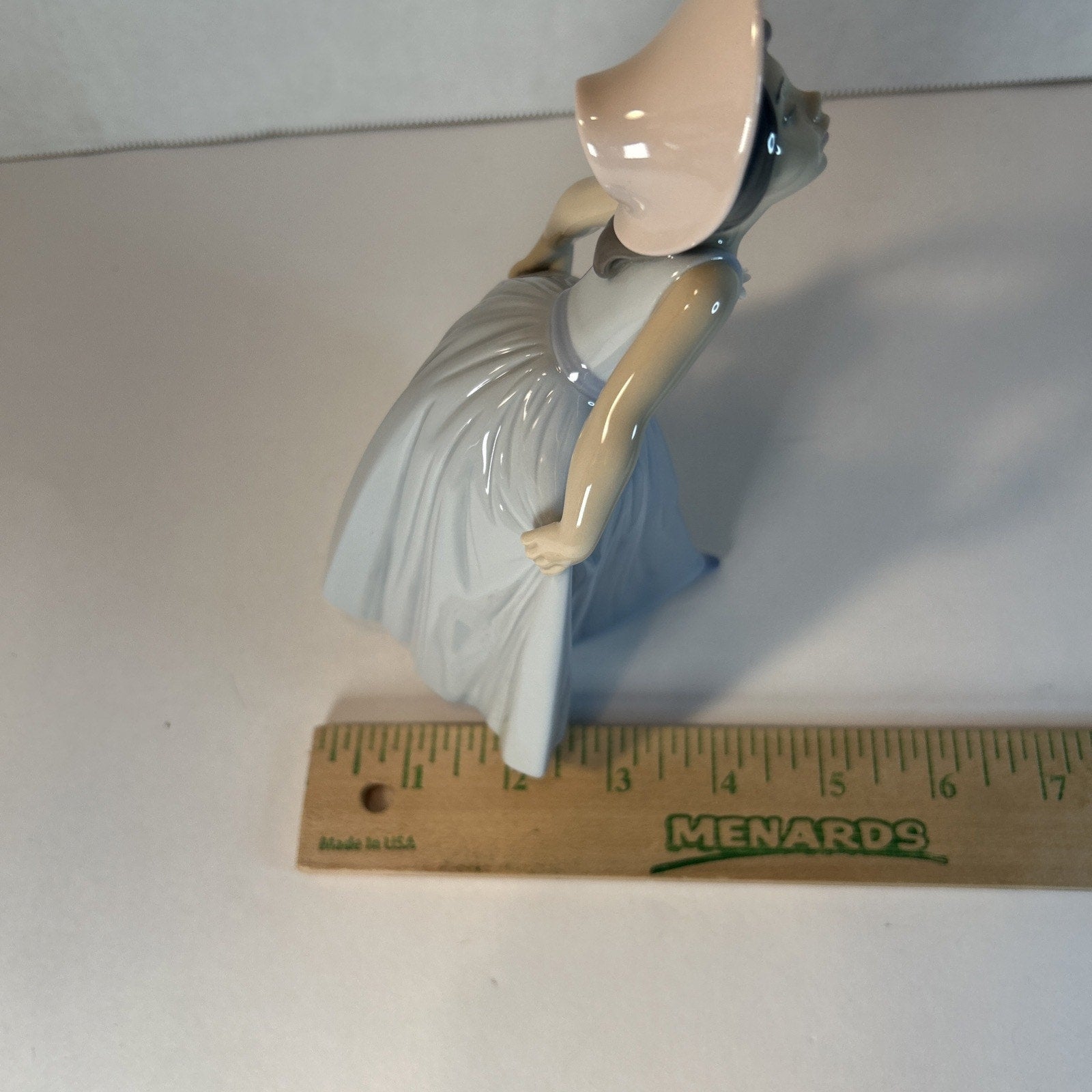 Lladro #6274 Daisy Girl Figurine 7" Retired 2002 Jose Puche Spain Porcelain