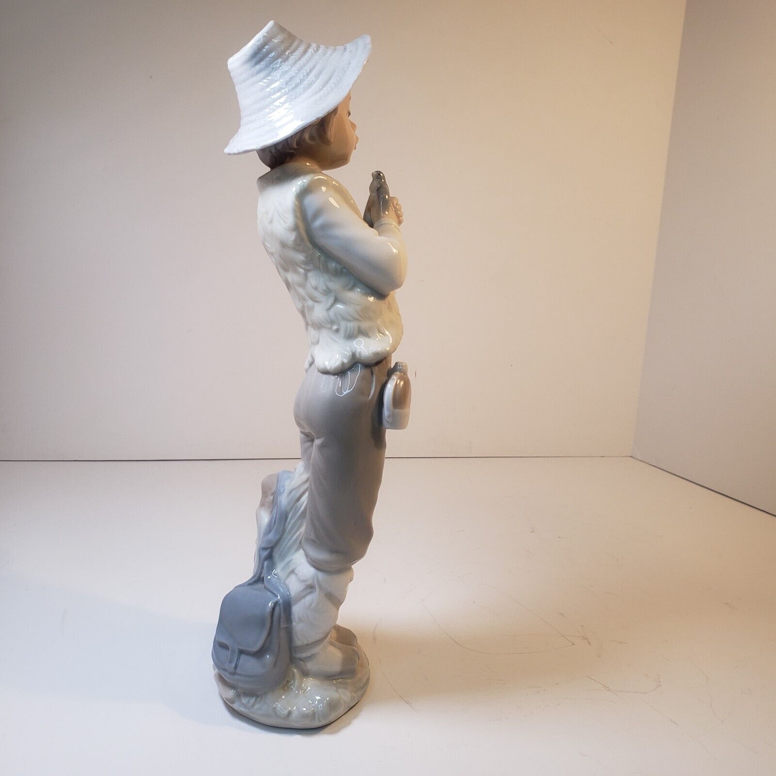 NAO by Lladro Boy Holding Bird Figurine Spain Porcelain 1977 12” Tall