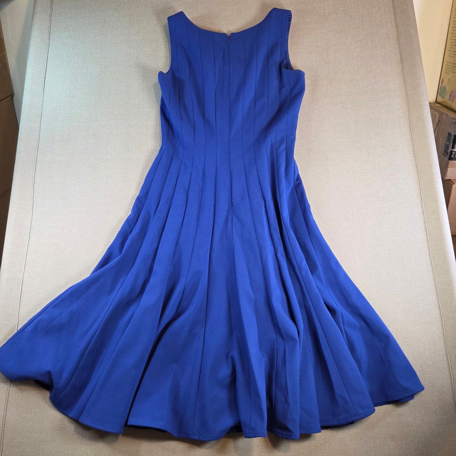 Calvin Klein Blue Fit & Flare Dress Women’s Size 2 Sleeveless Lined Cocktail