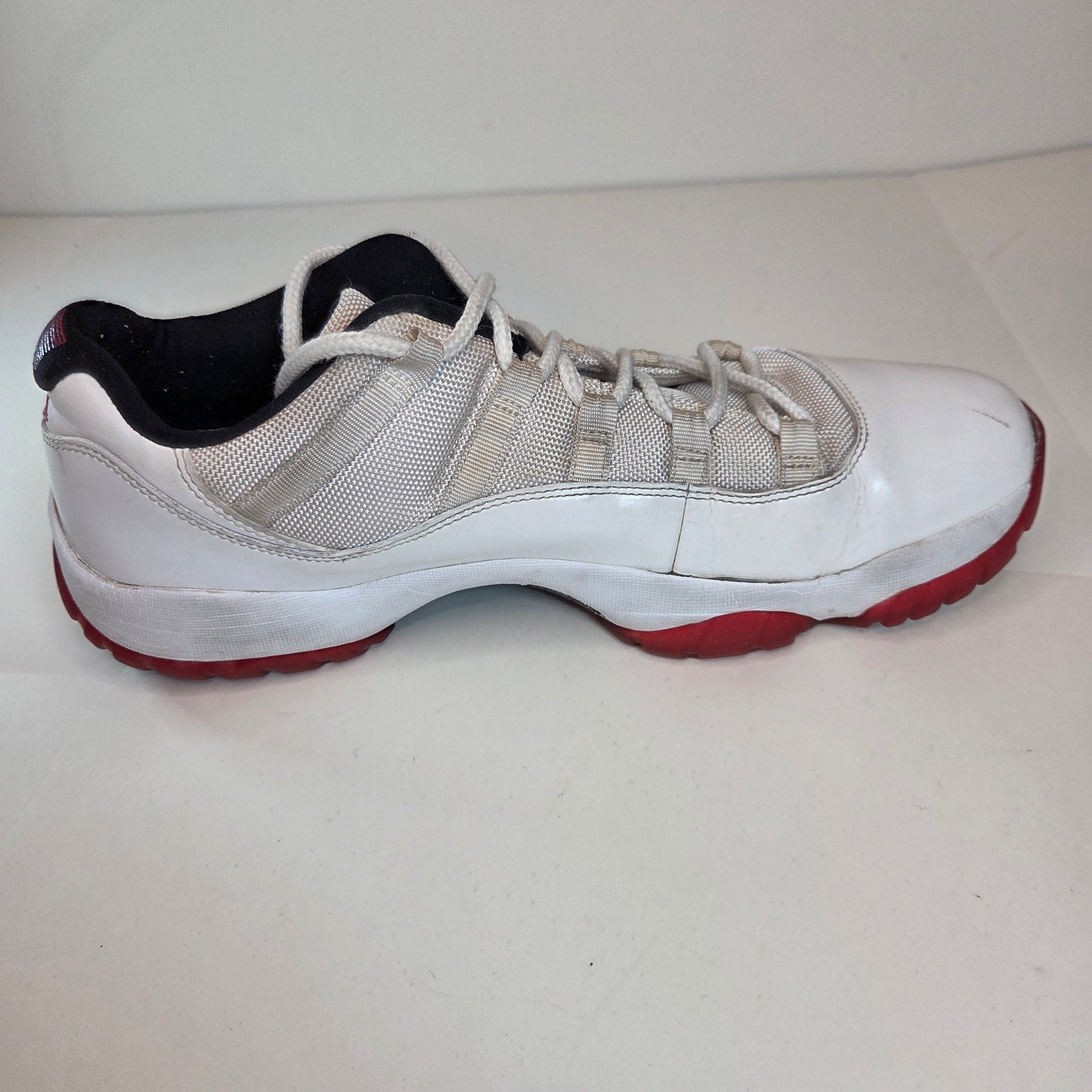 Nike Air Jordan 11 Retro Low Cherry 2012 White Red Size 13 528895-101