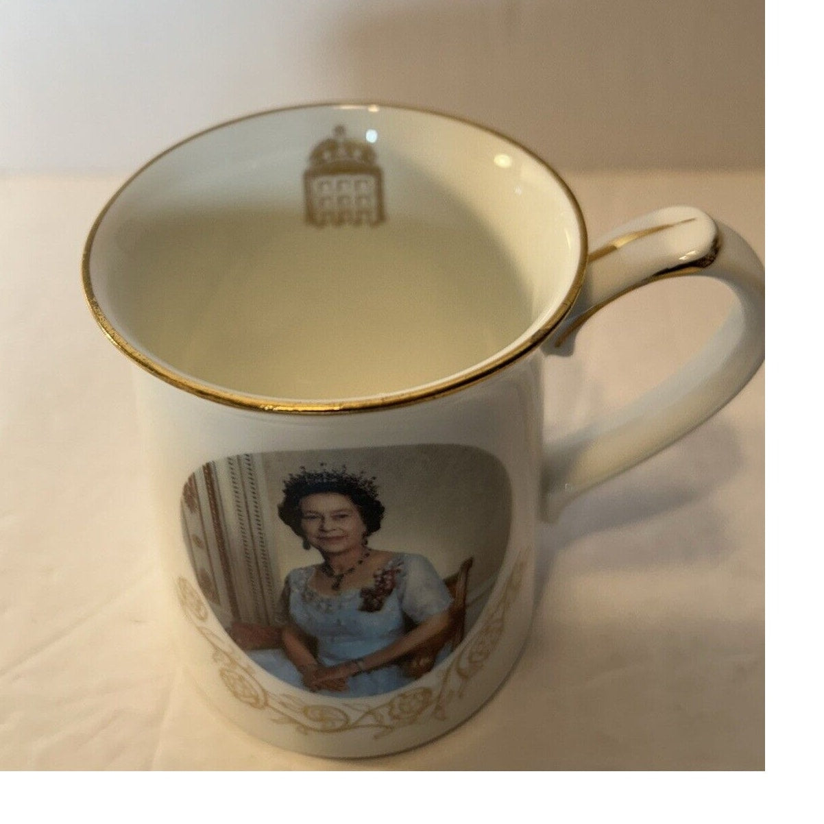 Queen Elizabeth II 40th Anniversary Accession Bone China Mug 1952–1992