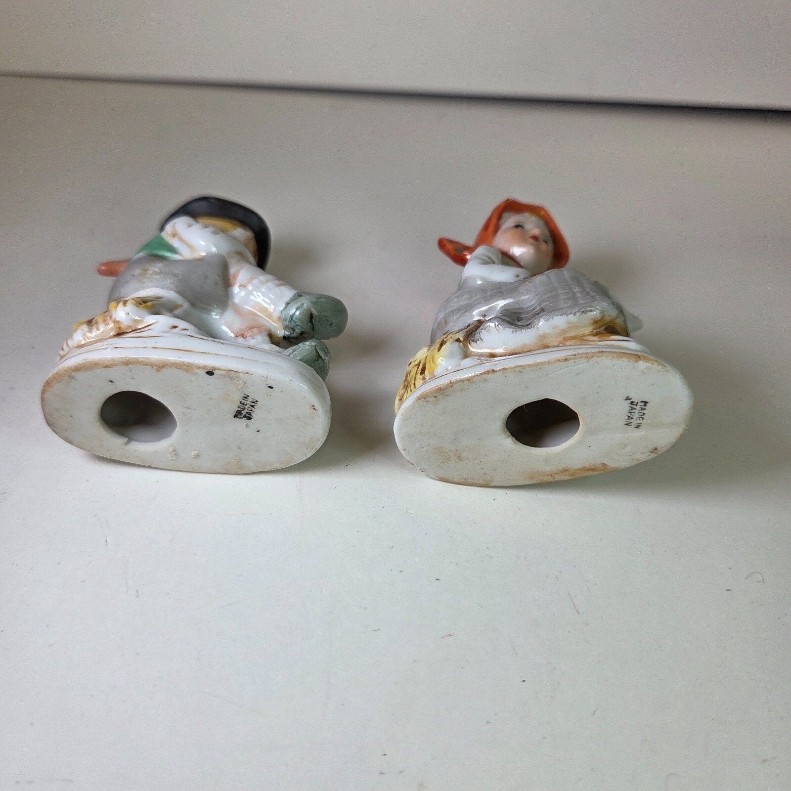 Vintage Japan Boy Playing Flute & Girl Sitting Ceramic Figurines 3.5in Pair