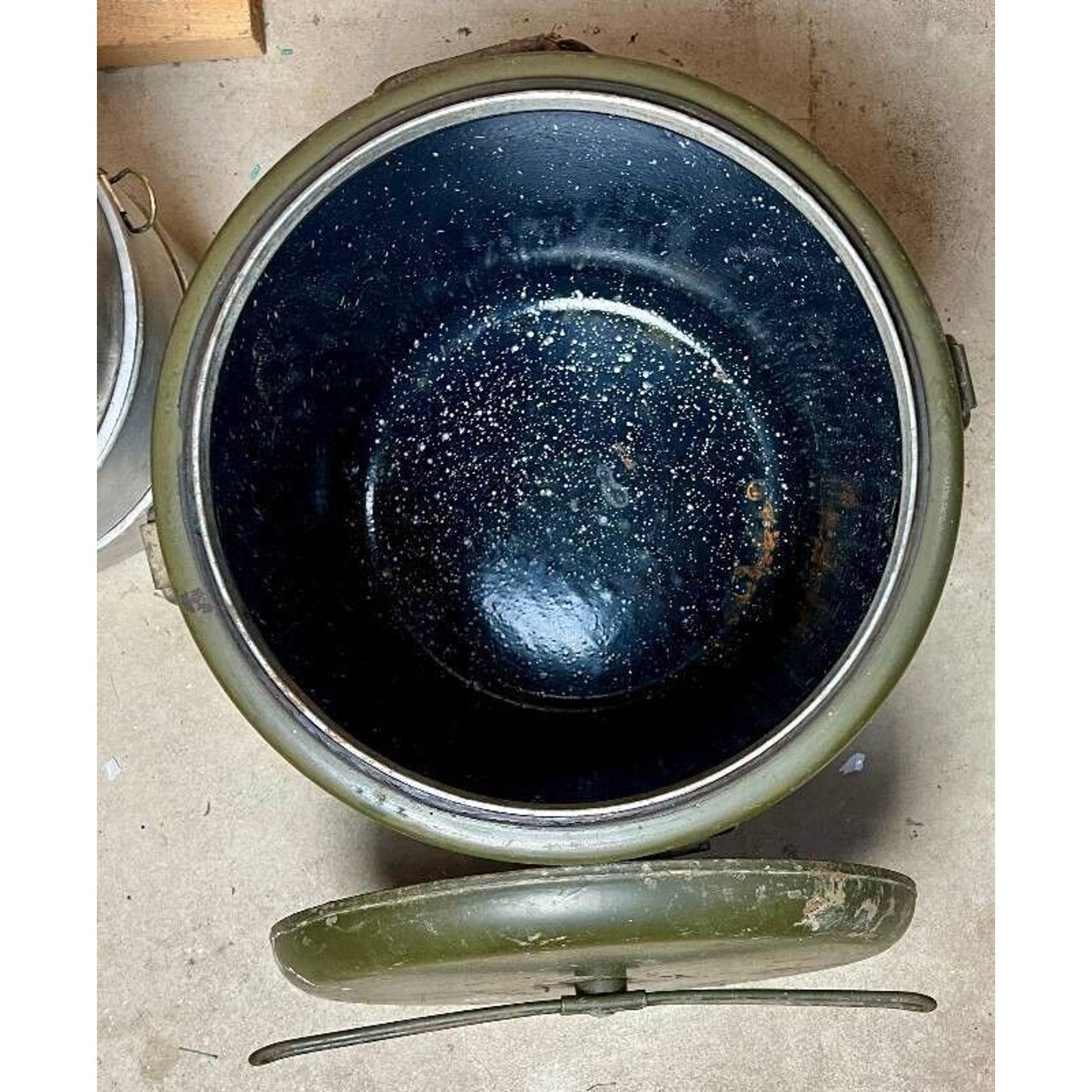 WWII US Army Mermite Food Container 1943/44 SMCO w/ 3 Inserts Militaria