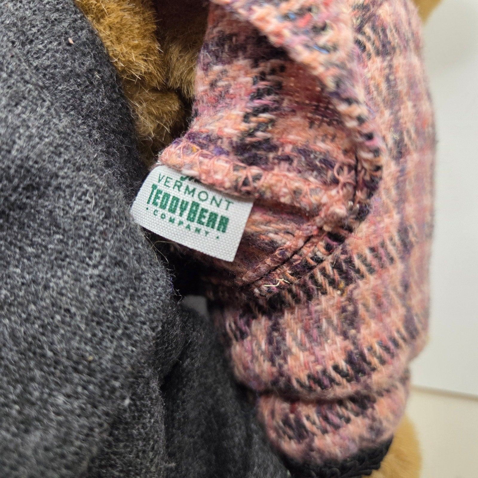 Vermont Teddy Bear Co 1994 Jointed Bear w Pink Plaid Outfit & Purse Made USA