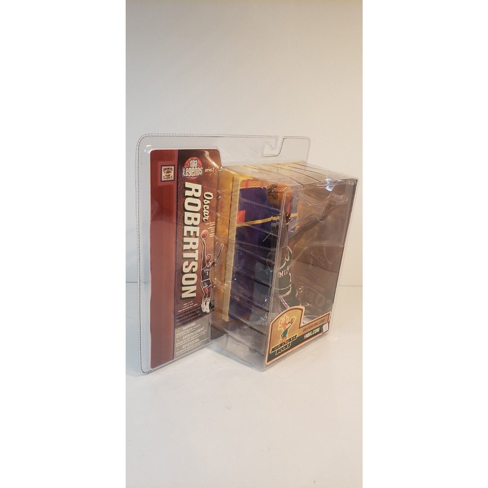 Oscar Robertson Milwaukee Bucks McFarlane NBA Legends Series 2 Figure Sealed New