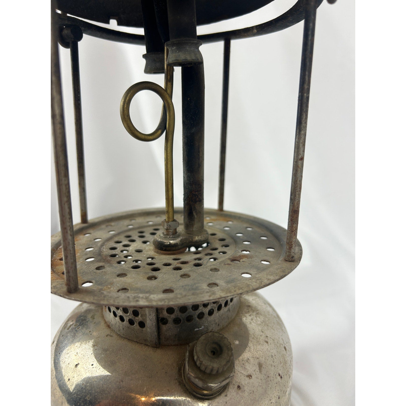 Vintage Coleman The Air-O-Lantern QL Gas Lantern Nickel Fount No Globe Untested
