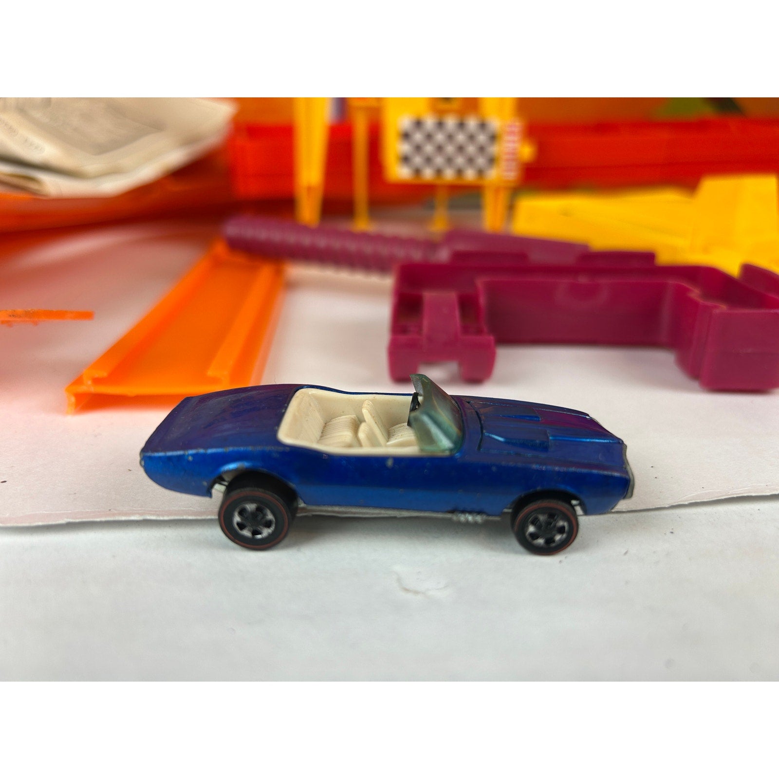 Vintage Hot Wheels Red-Line Cars Lot (4) + Hot Curves Race Action Set Track