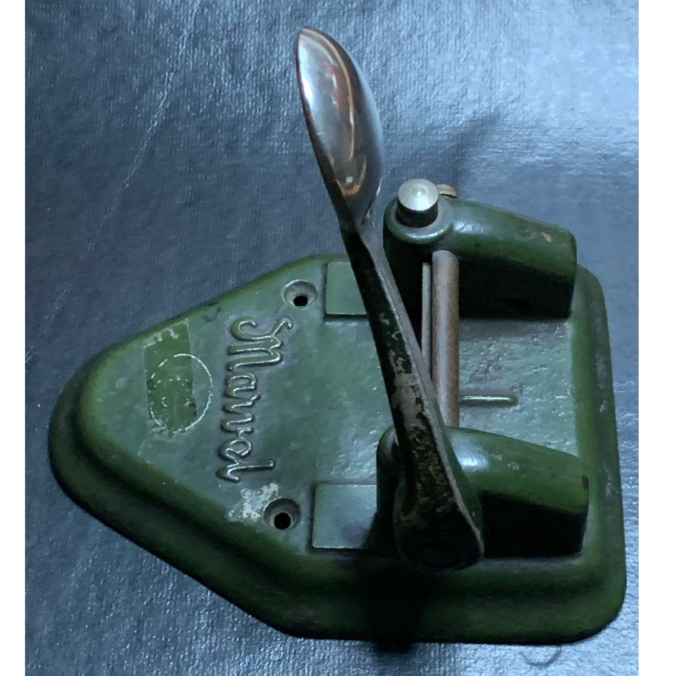 Vintage Wilson Jones Marvel No. 135 Two Hole Paper Punch Cast Metal USA
