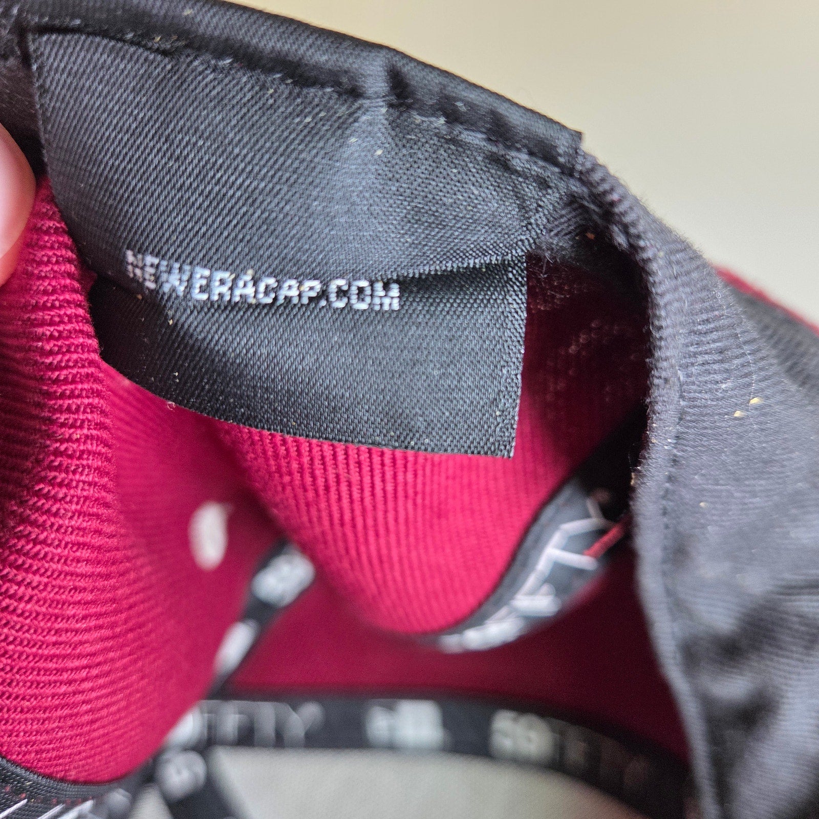 New Era 59FIFTY NY Yankees Fitted Hat 7 1/4 Burgundy/Maroon Gray Undervisor