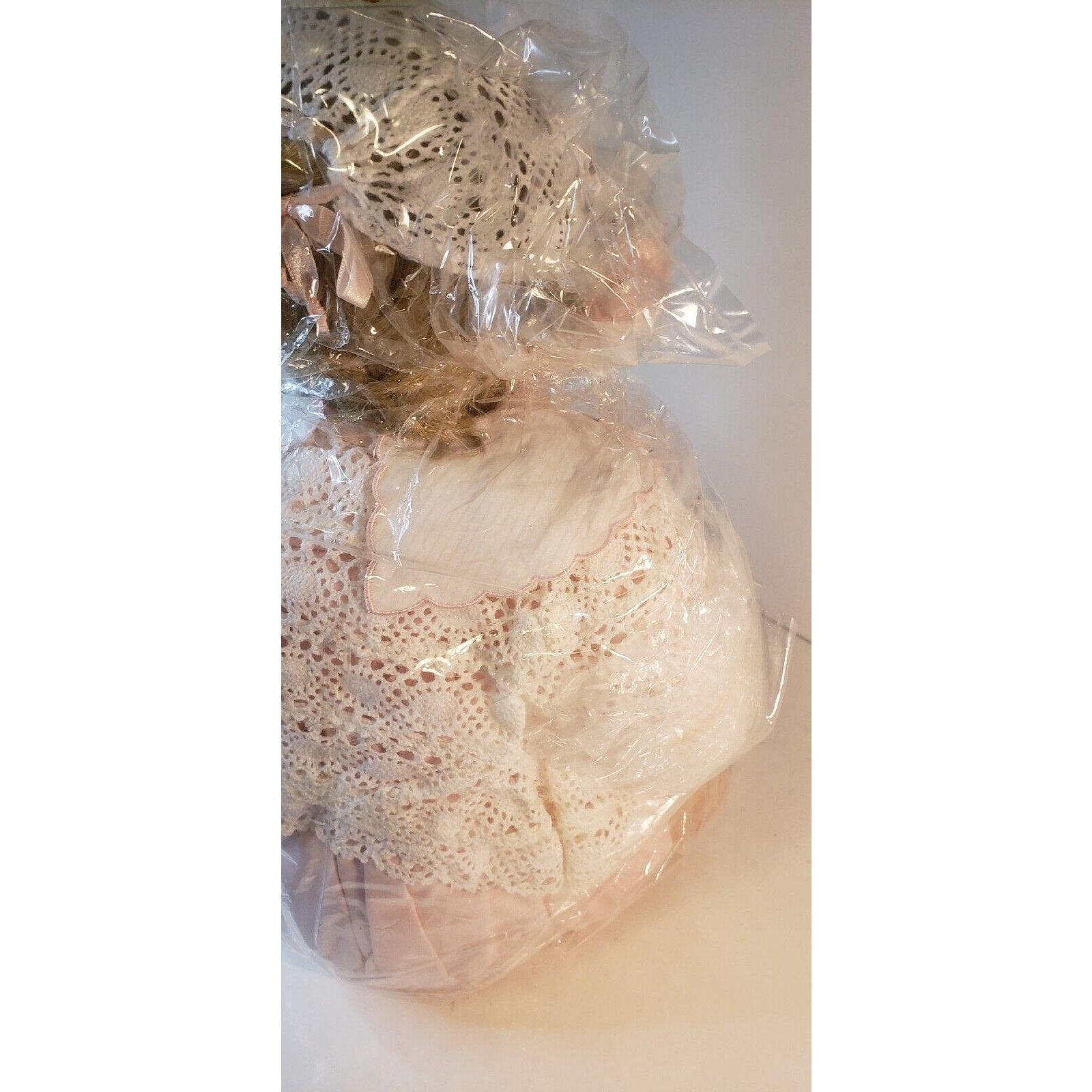 World Gallery Porcelain Doll "Katelyn" by Kay McKee 23" LE #457/2500 w/COA & Box