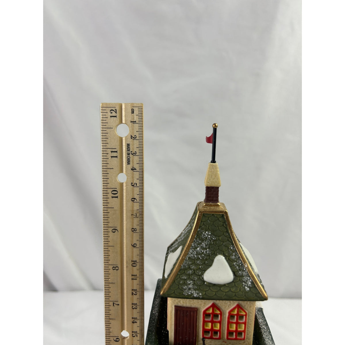 Dept 56 North Pole Santa's Lookout Tower 56294 Retired Lighted Building Box