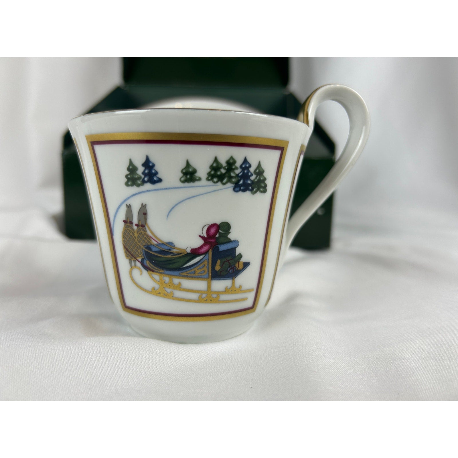 Bing Grondahl 1998 Holiday Cup Saucer Tea Plate Set Jette Frolich Boxed