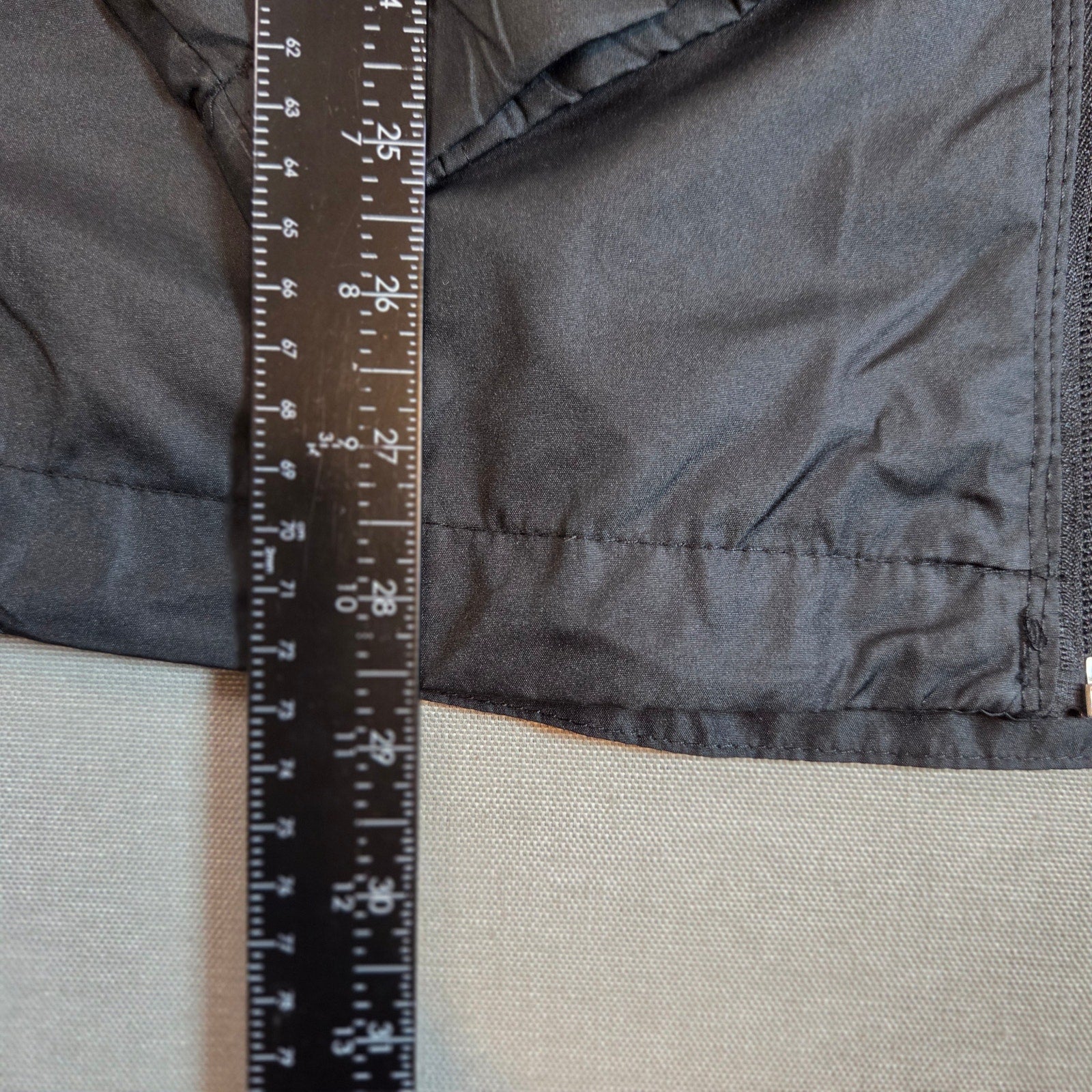 Starter Lightweight Windbreaker Jacket Gray Red Mesh L 42-44 Full Zip