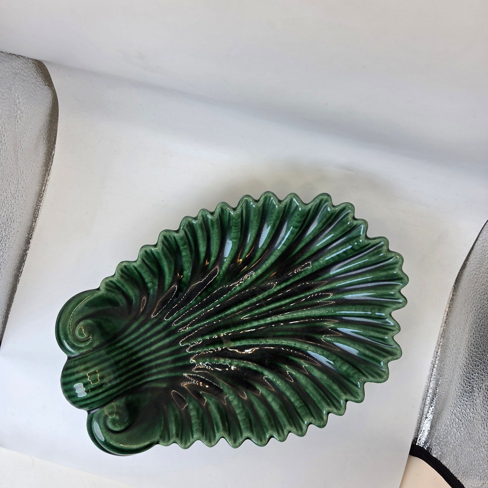 Vintage 1959 Green Glazed Shell Form Footed Art Pottery Dish Centerpiece 11in
