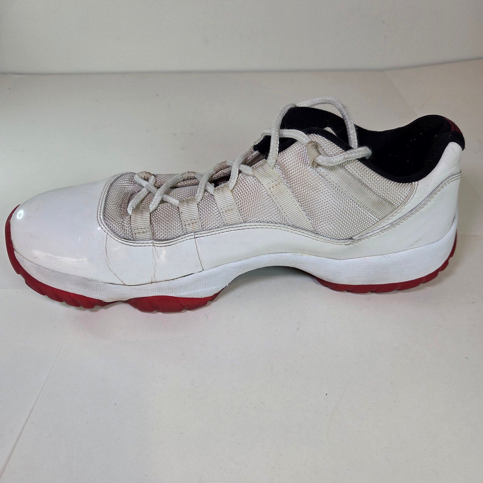 Nike Air Jordan 11 Retro Low Cherry 2012 White Red Size 13 528895-101