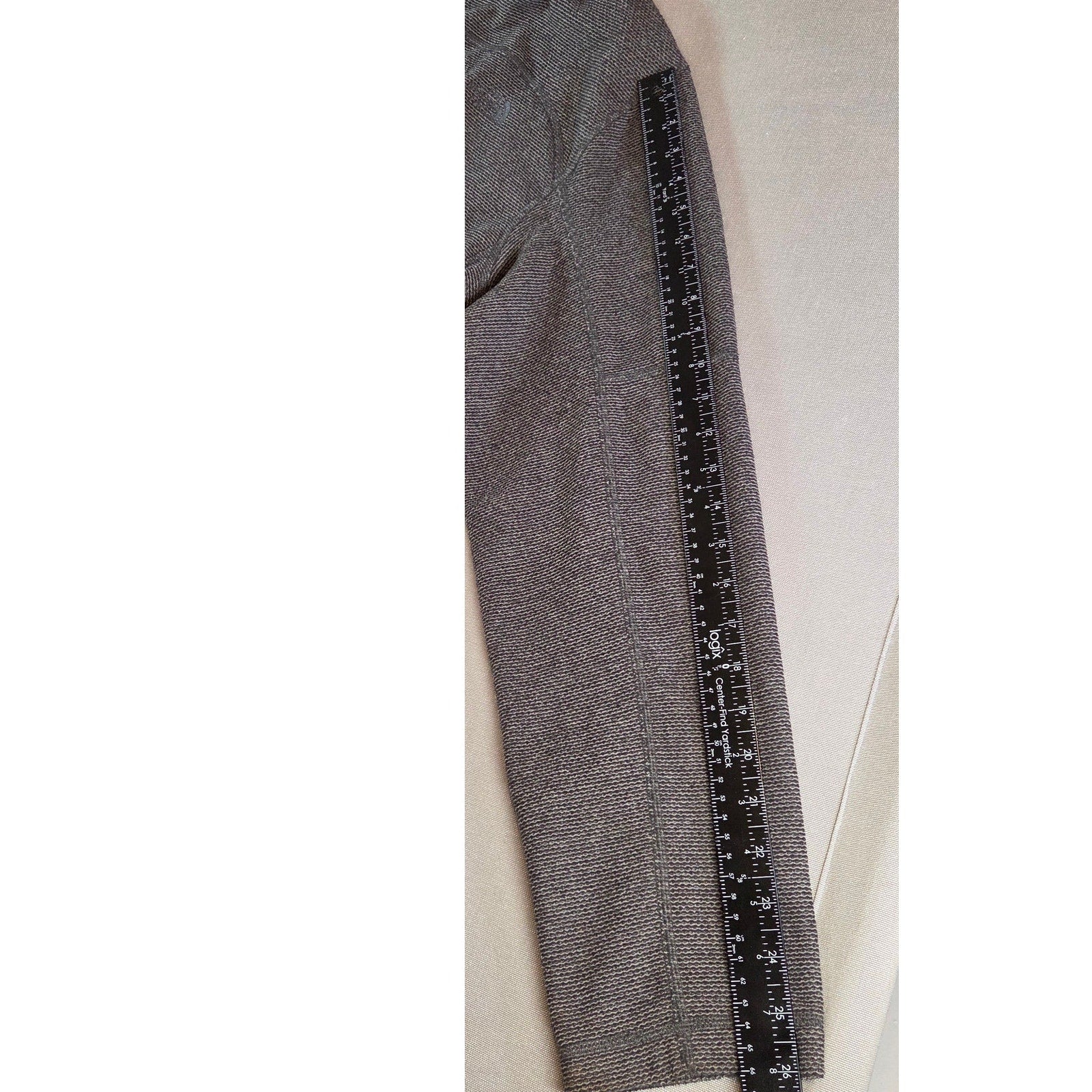 The North Face Men’s L Gray Full Zip Fleece Jacket Lightweight Polyester