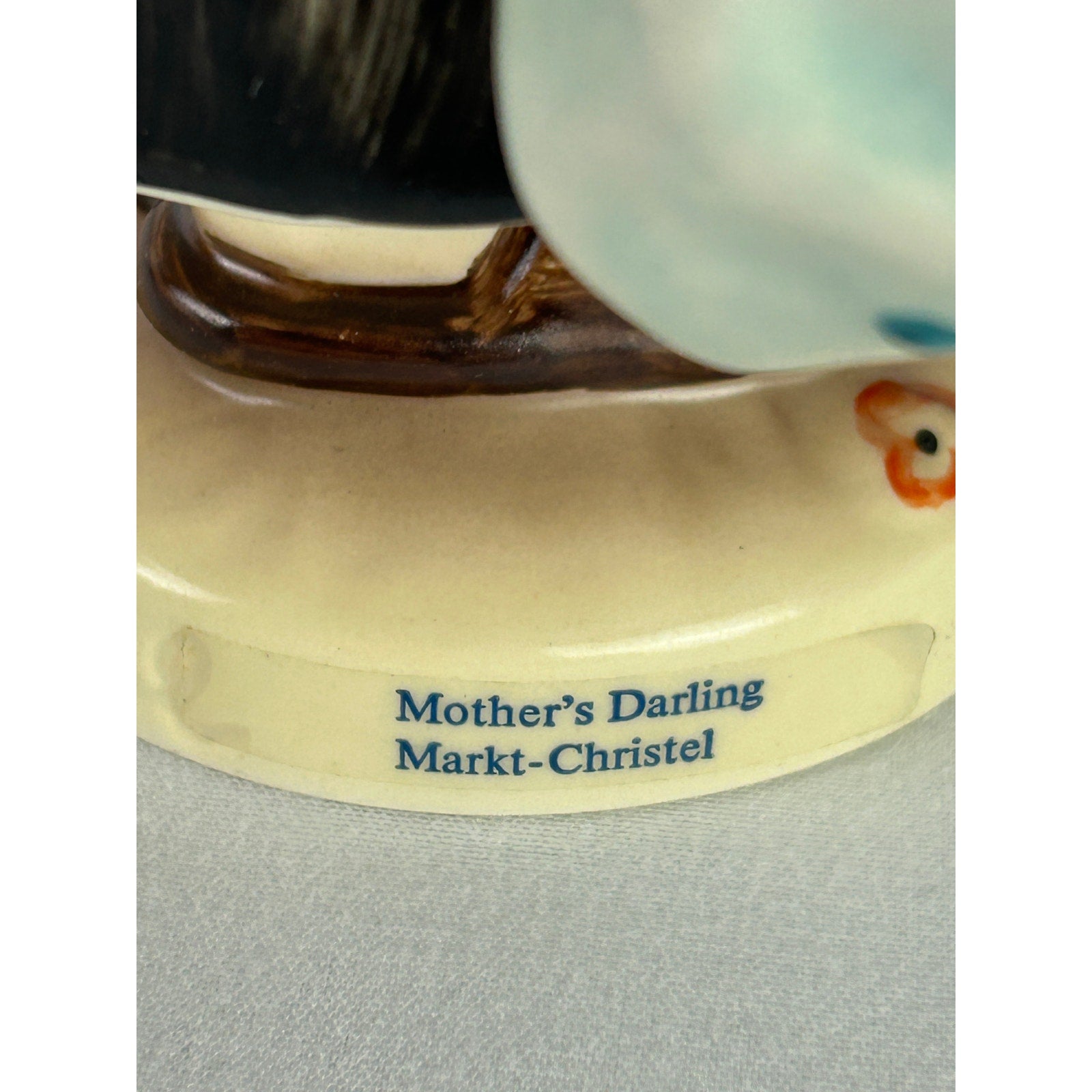 Goebel Hummel Mother’s Darling Markt Christel Double Basket Figurine