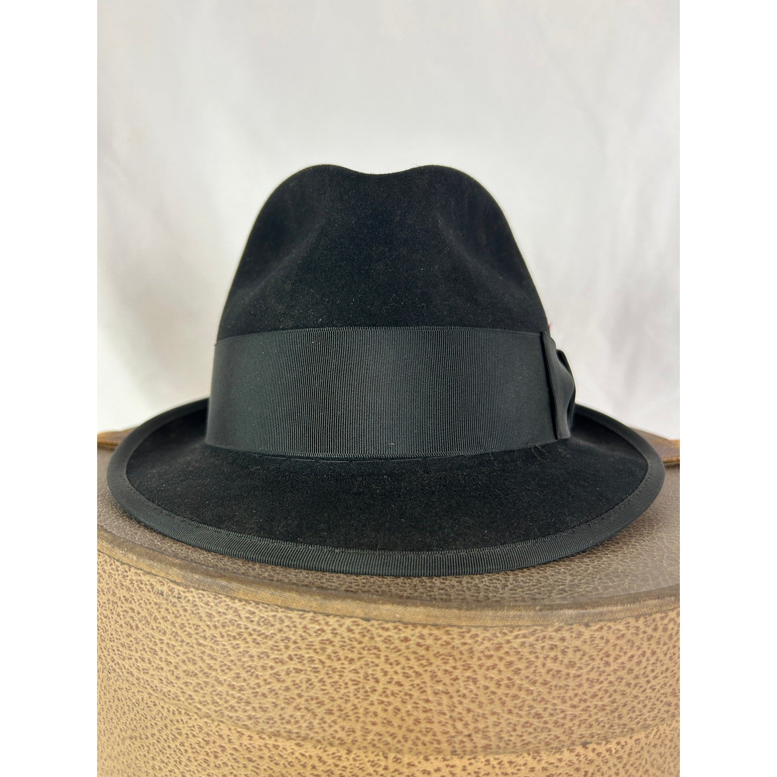 Vintage Royal Stetson Black Fedora Hat 7 1/8 Fur Felt With Box